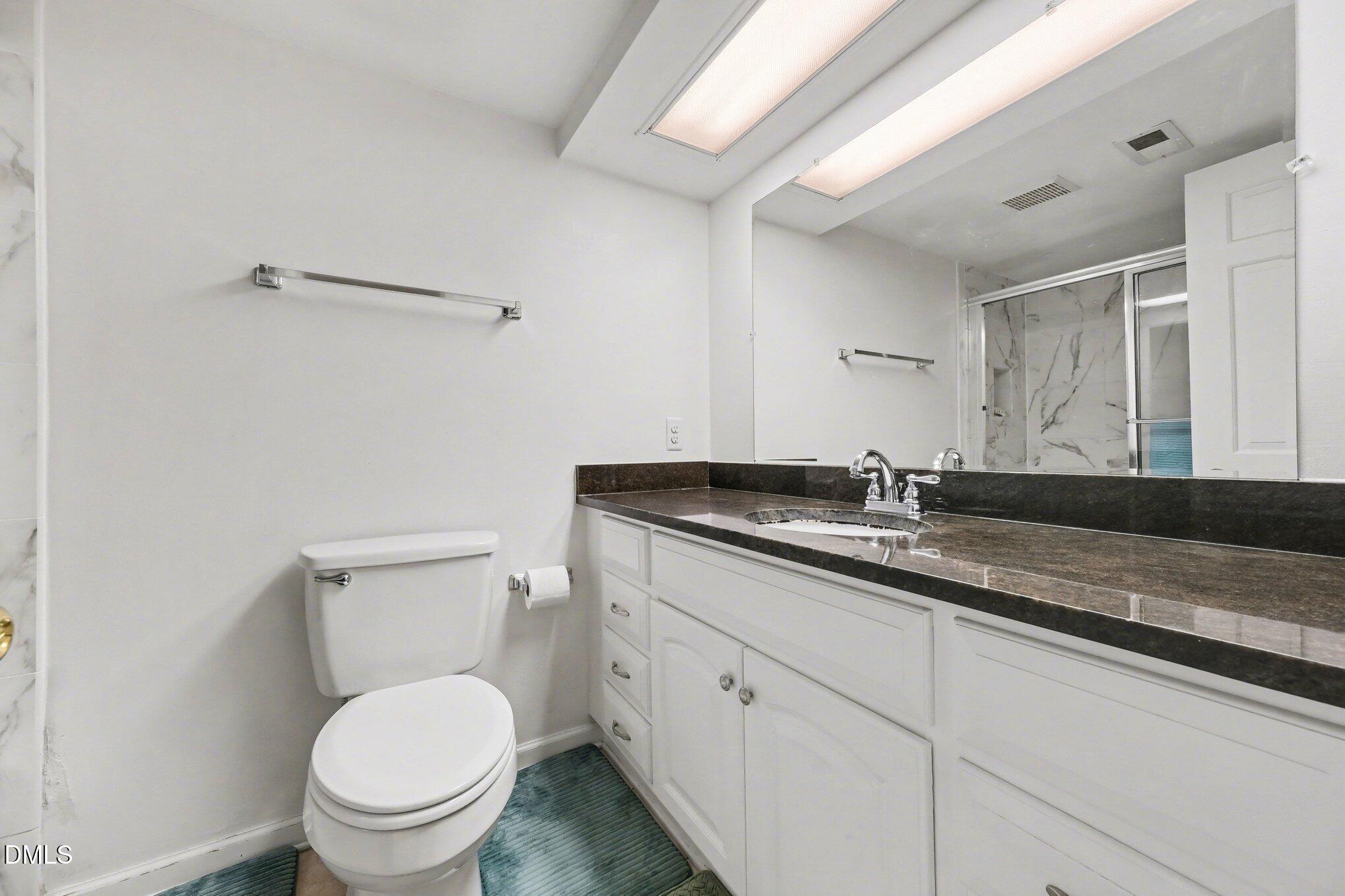 1911 Front Street # 3b Property Photo 23