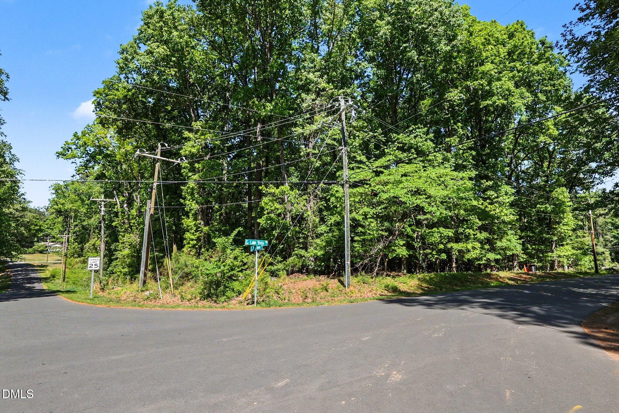 2202 Mont Haven Drive Property Photo 2