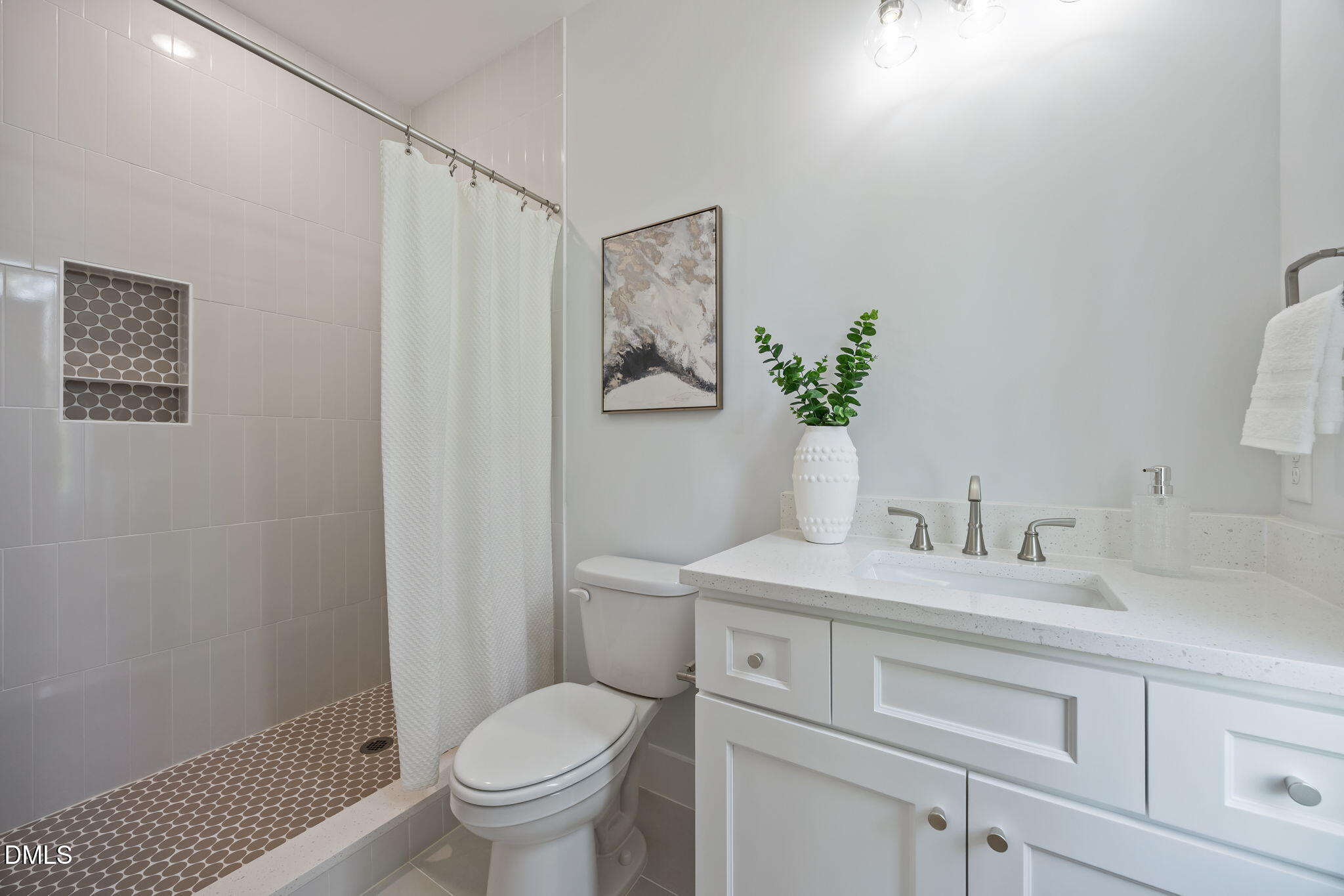 515 Spruce Street A & B Property Photo 17
