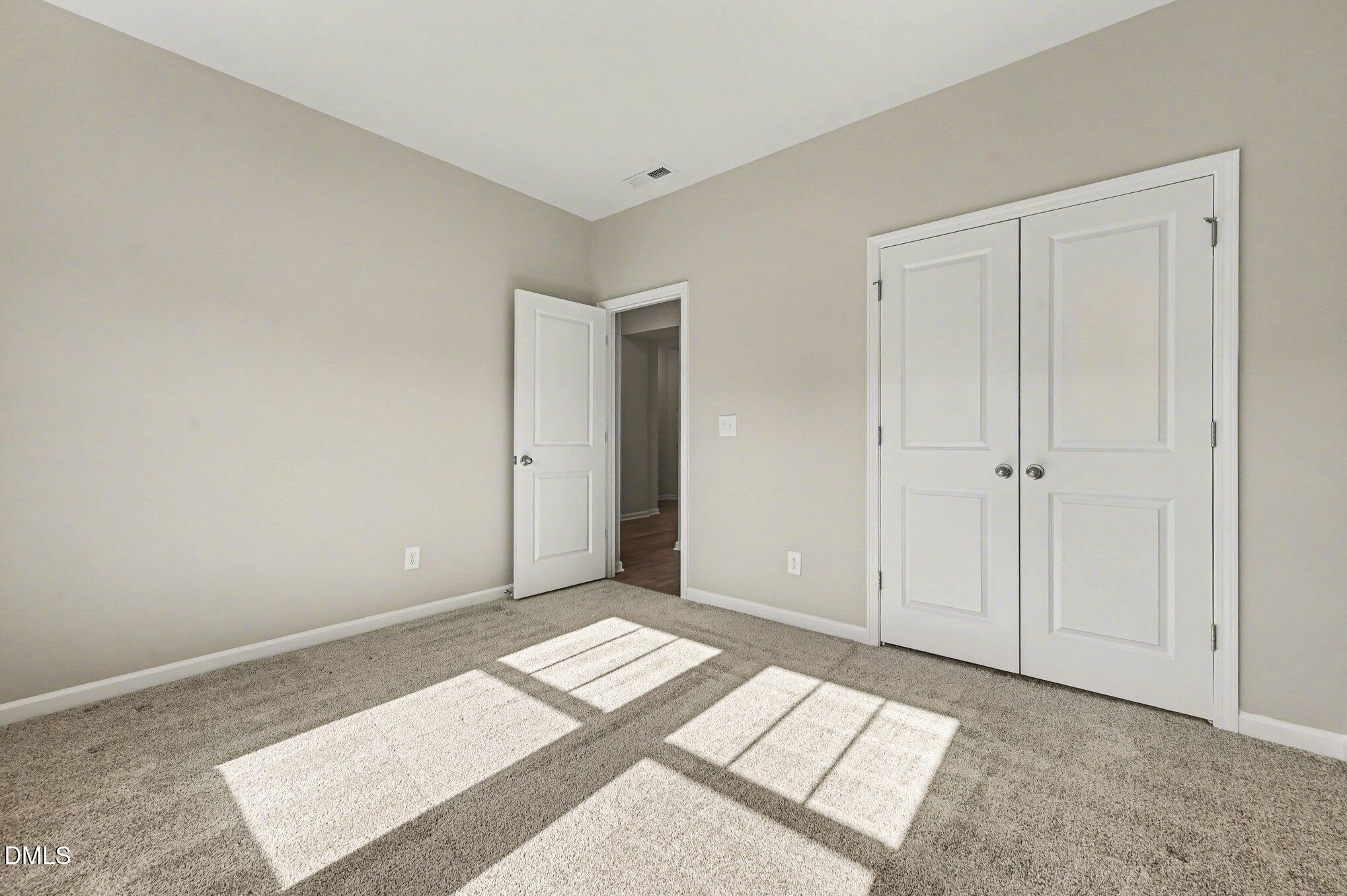 105 Blue Hydrangea Lane Property Photo 13