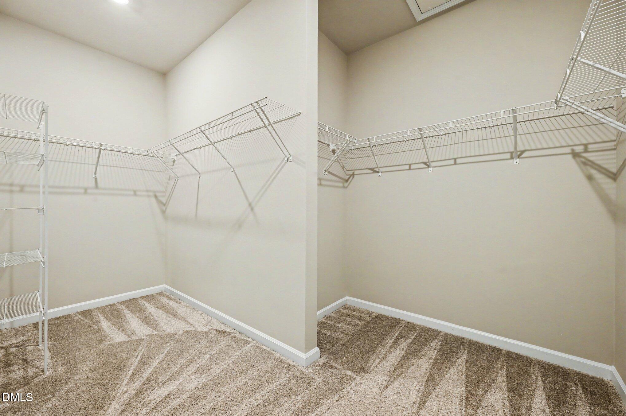 105 Blue Hydrangea Lane Property Photo 21