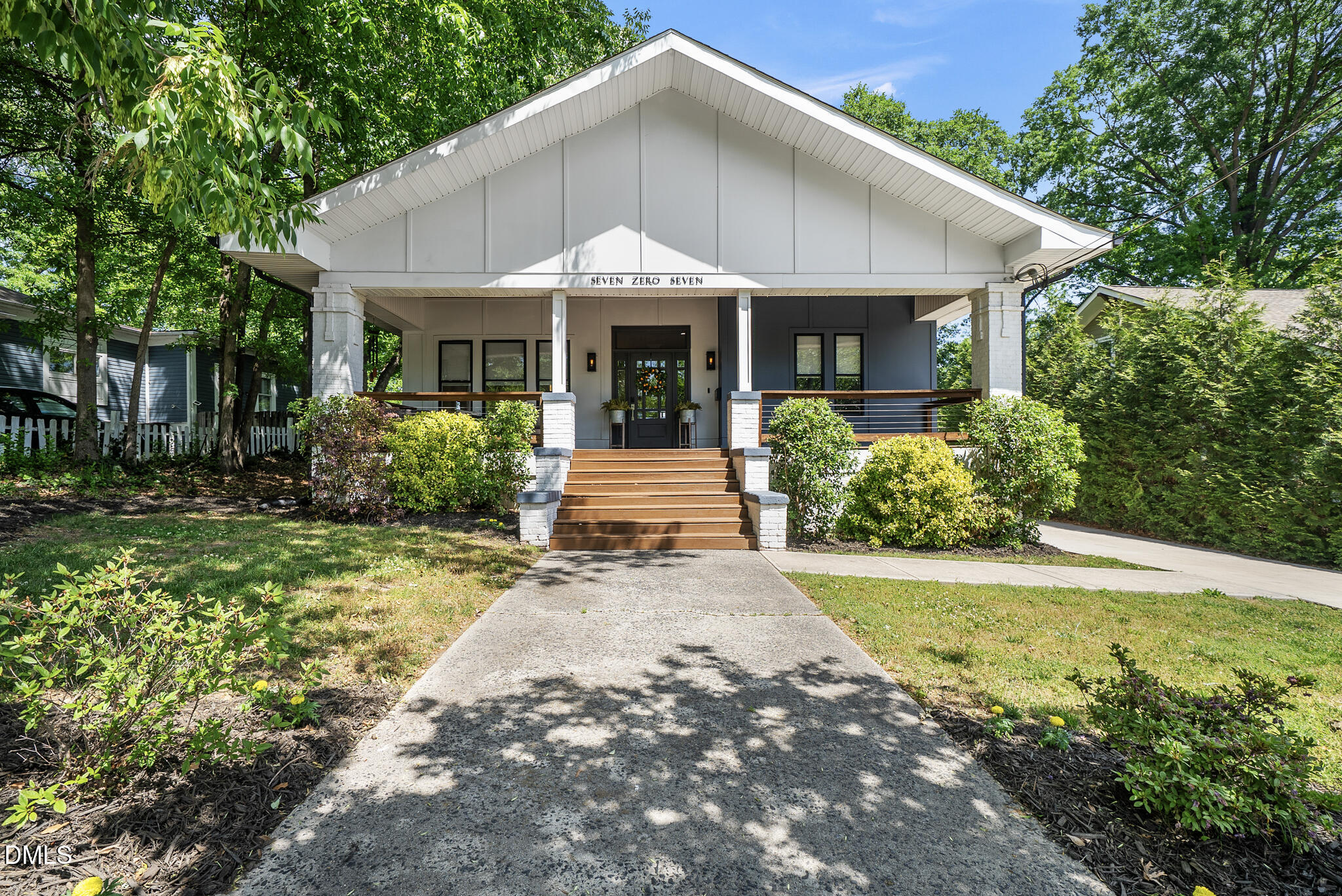 707 Holloway Street Property Photo 1