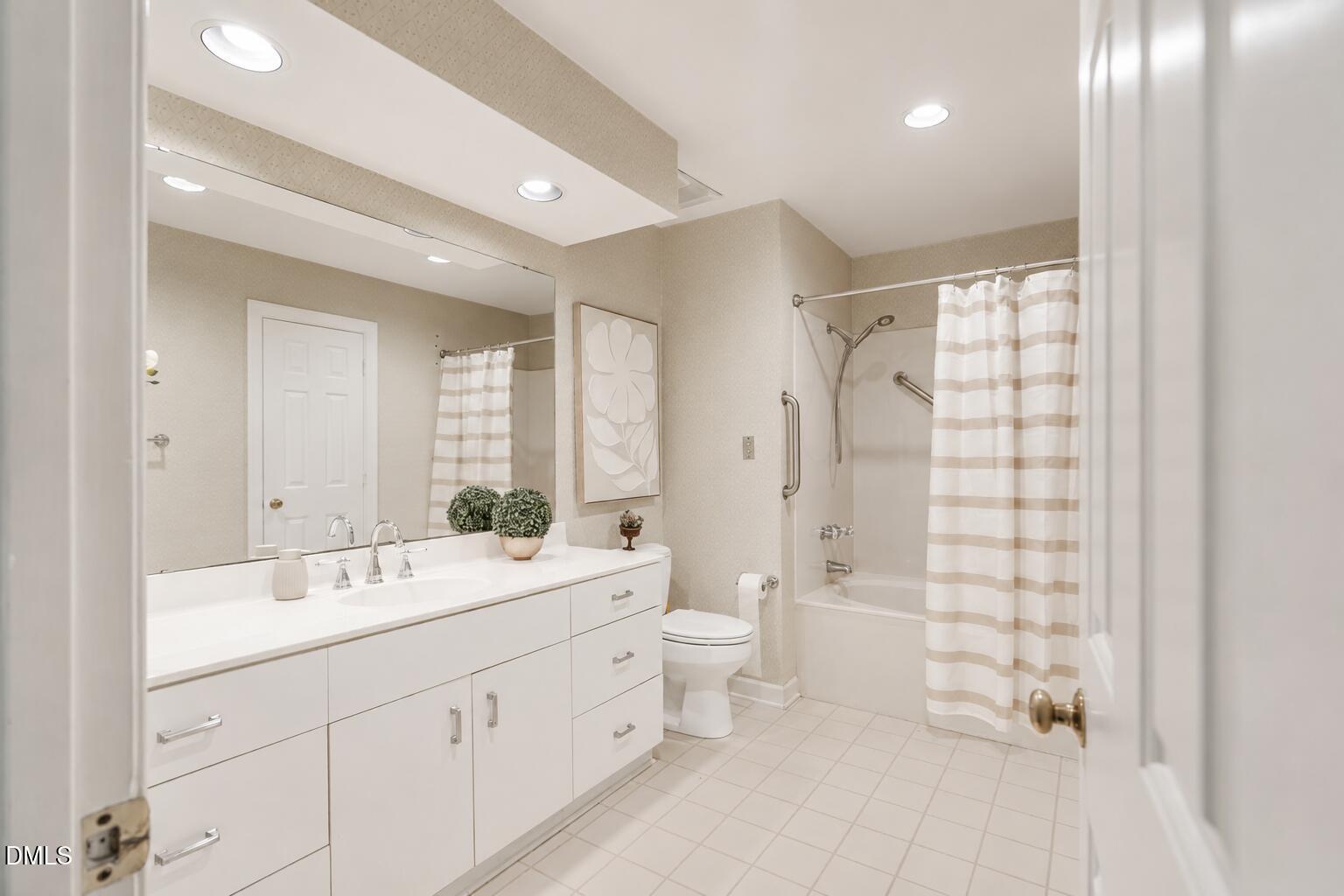 490 Beechmast Property Photo 41