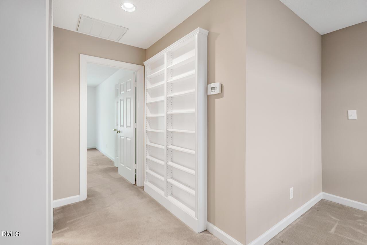 490 Beechmast Property Photo 43