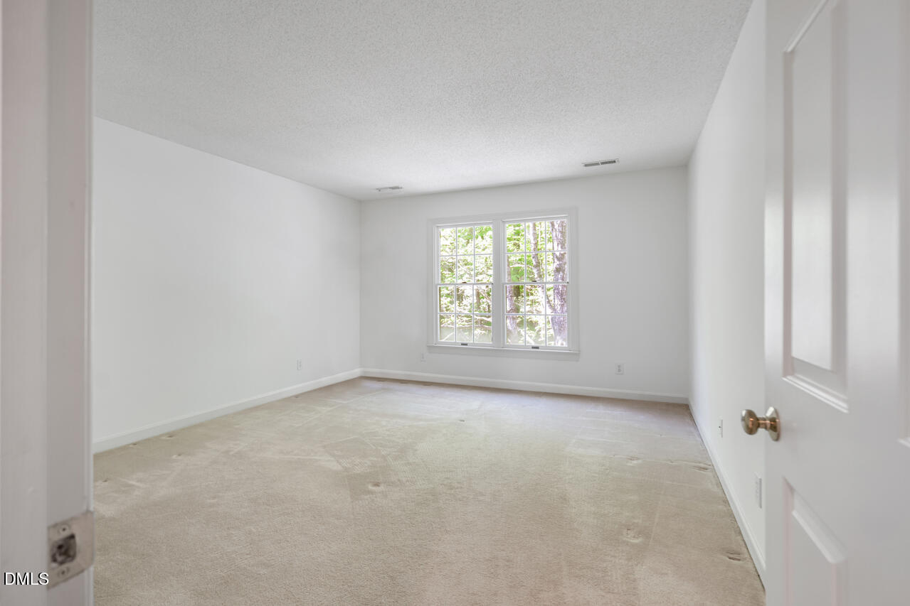 490 Beechmast Property Photo 44
