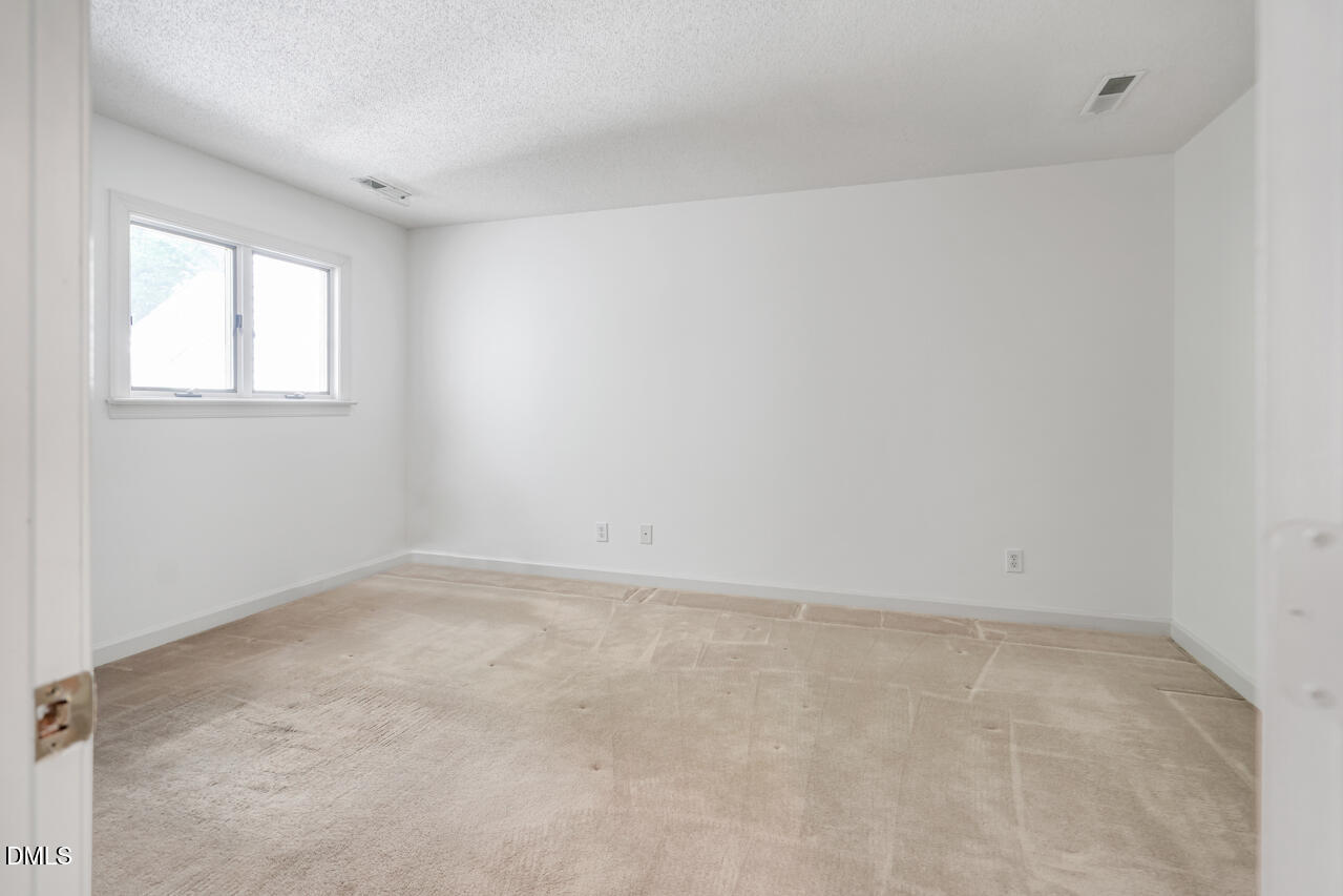 490 Beechmast Property Photo 48