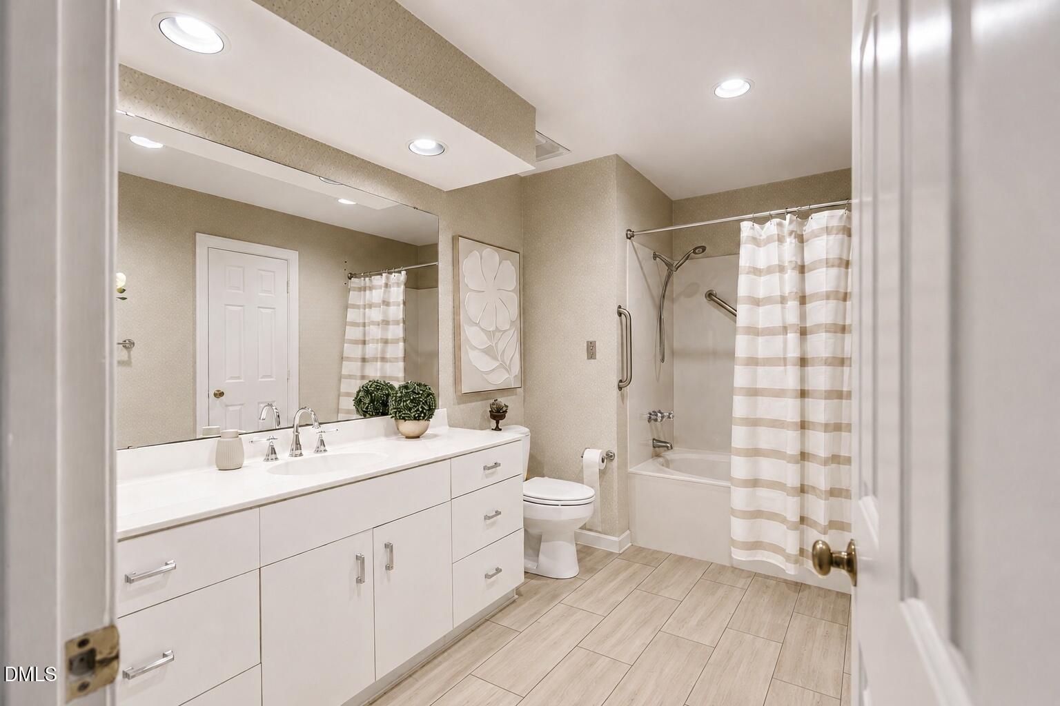 490 Beechmast Property Photo 62