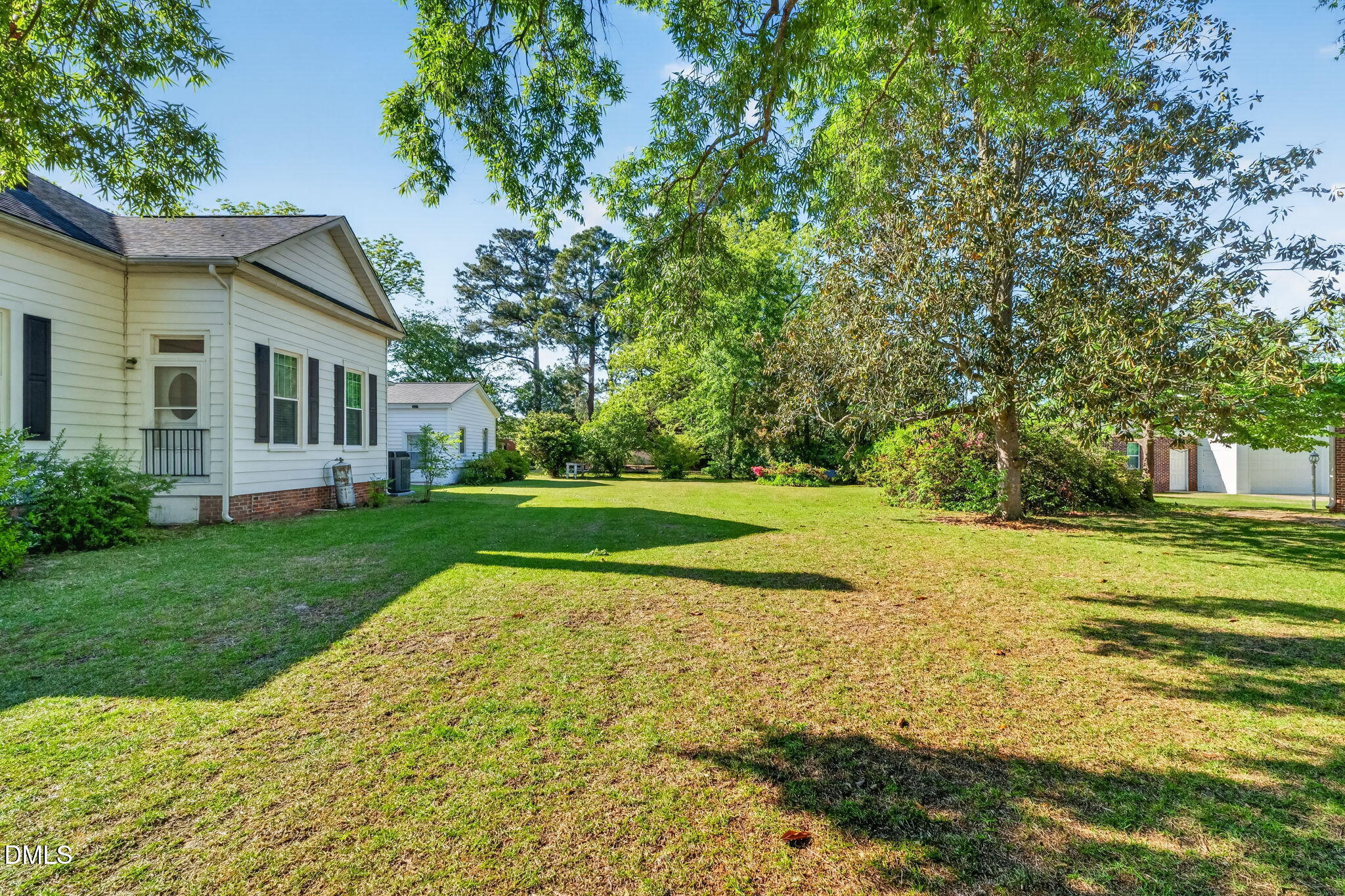 301 E Stanley Street Property Photo 36