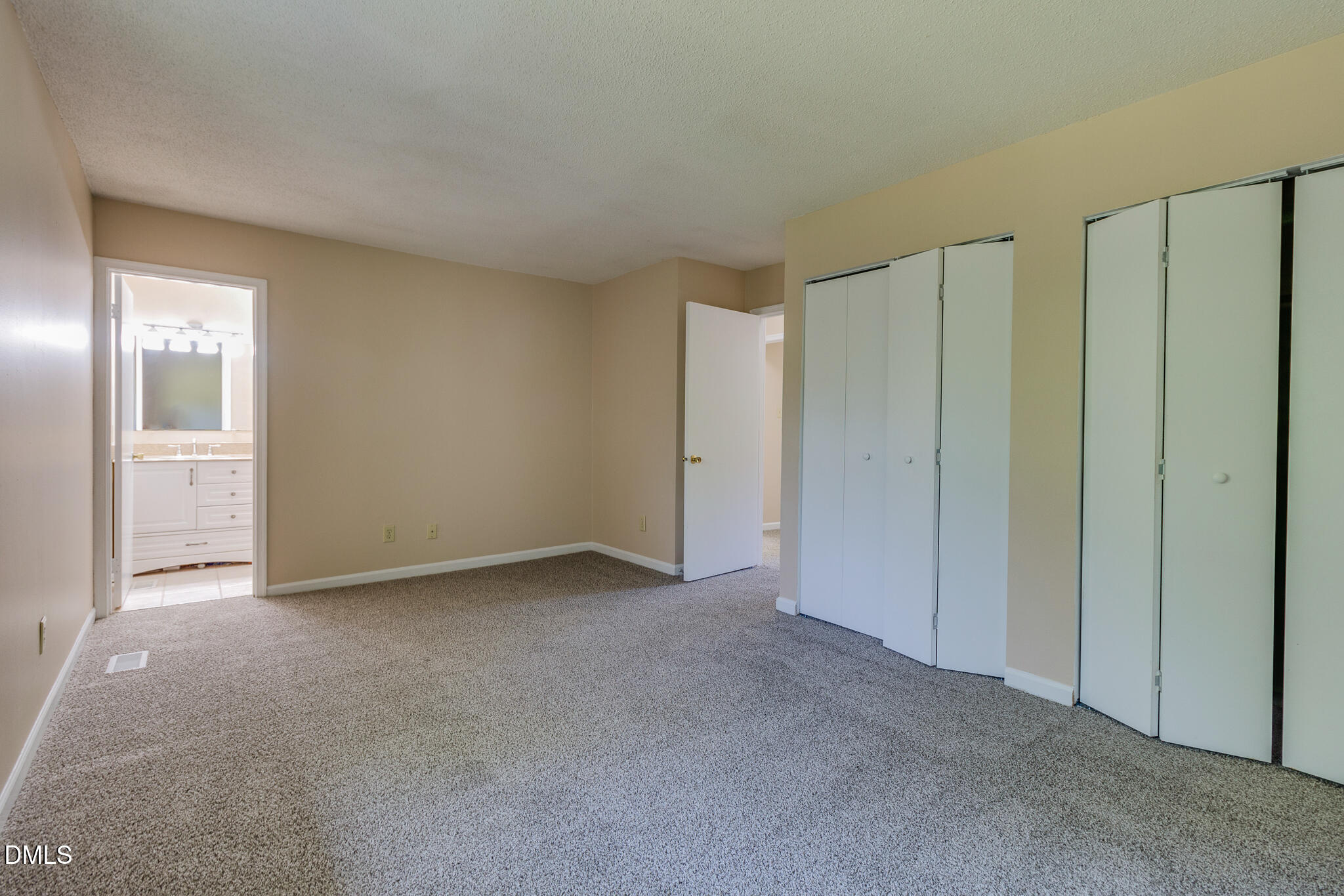 4305 Lake Ridge Drive Property Photo 15