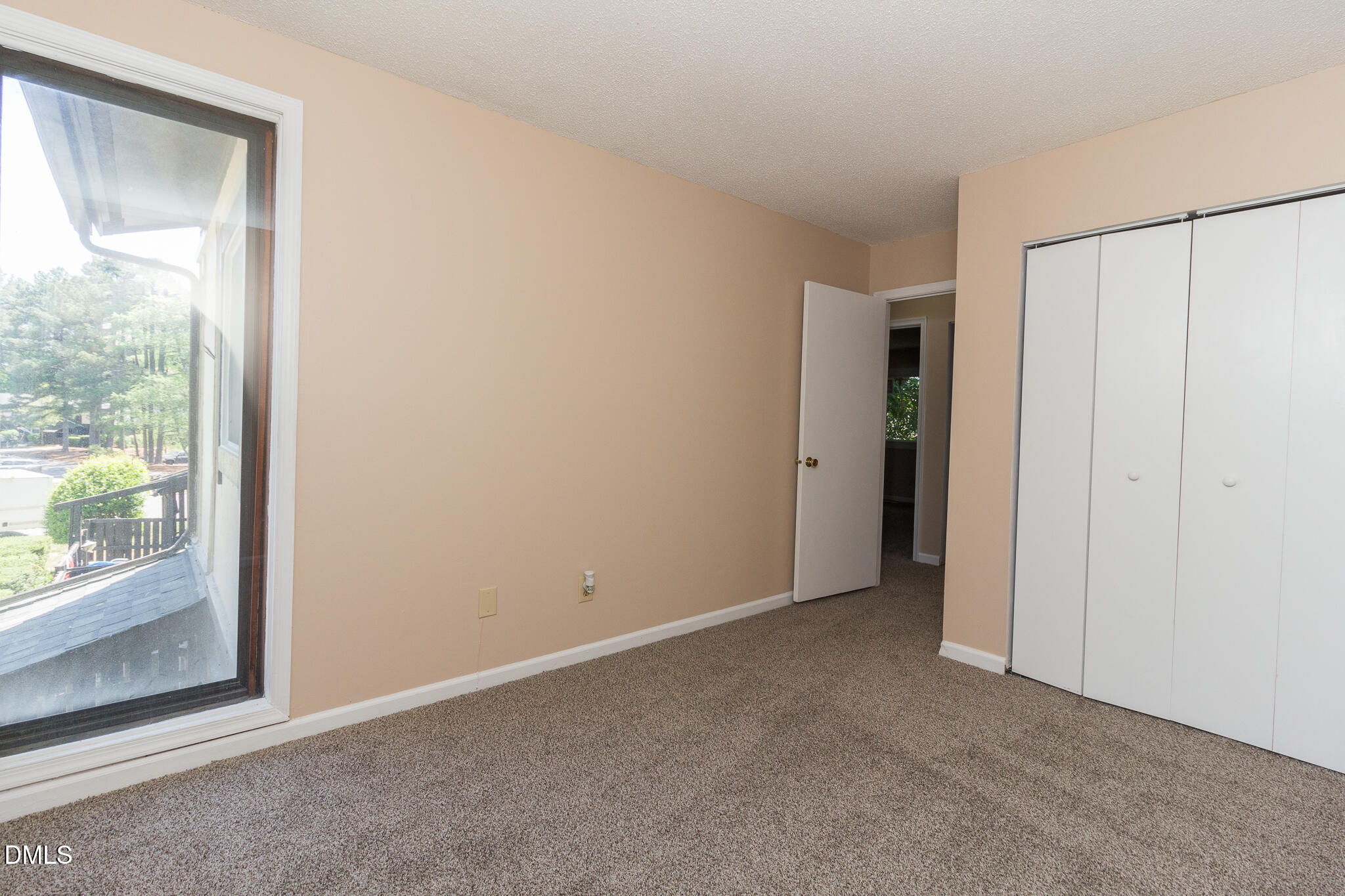 4305 Lake Ridge Drive Property Photo 18