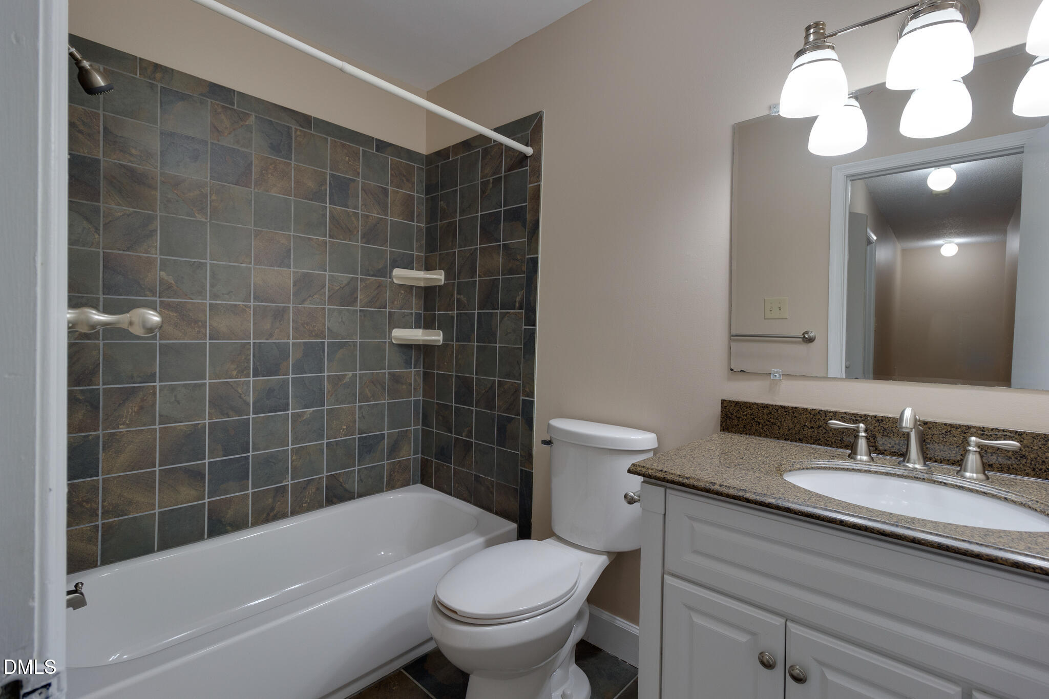 4305 Lake Ridge Drive Property Photo 20