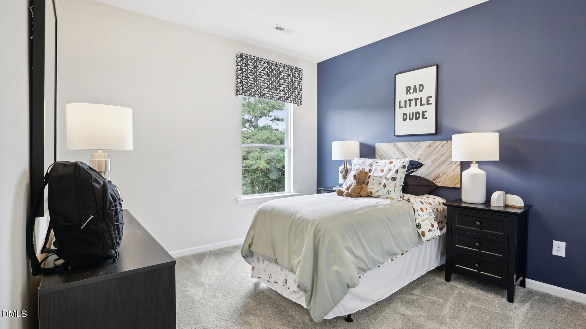 20 Commons Circle Property Photo 15