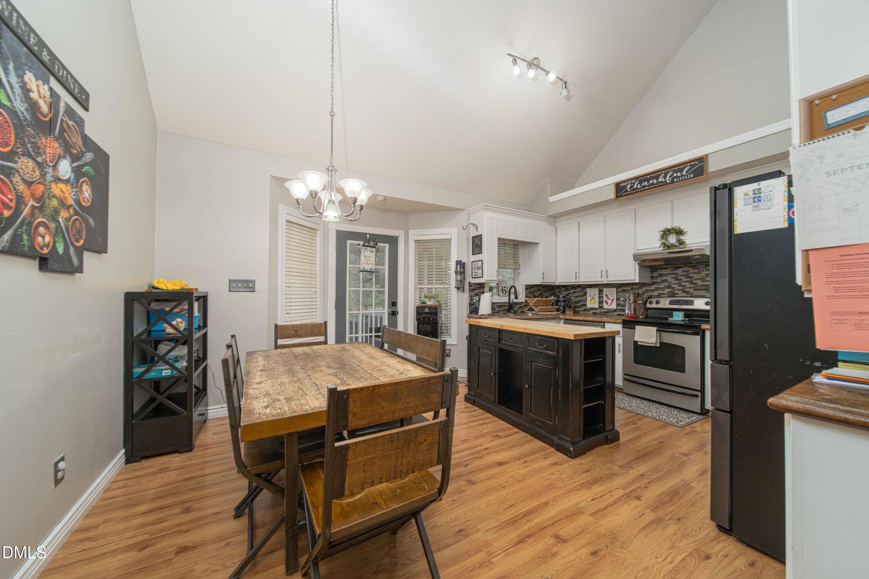 4411 Lessie Trail Property Photo 6
