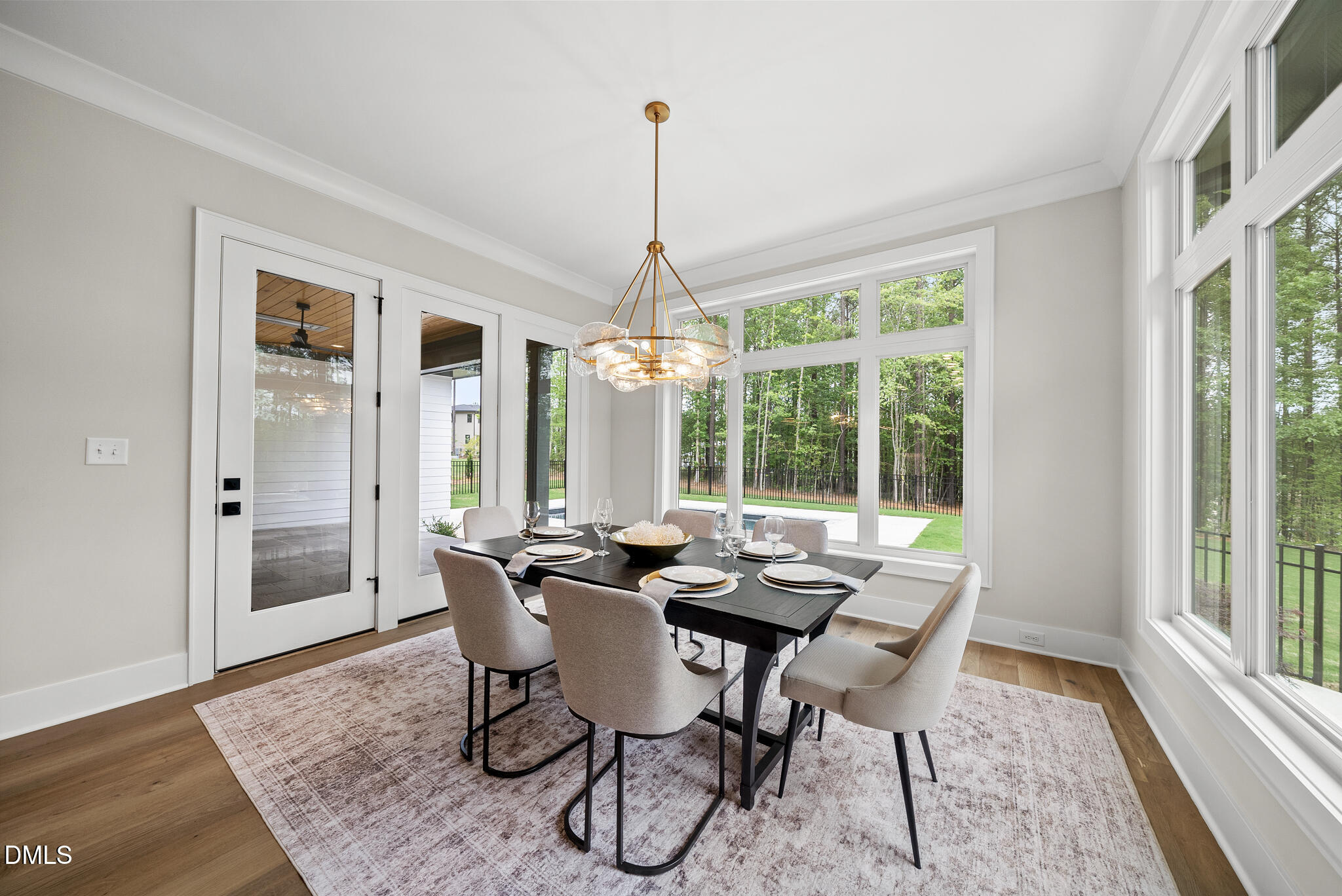 7804 Ailesbury Road Property Photo 11