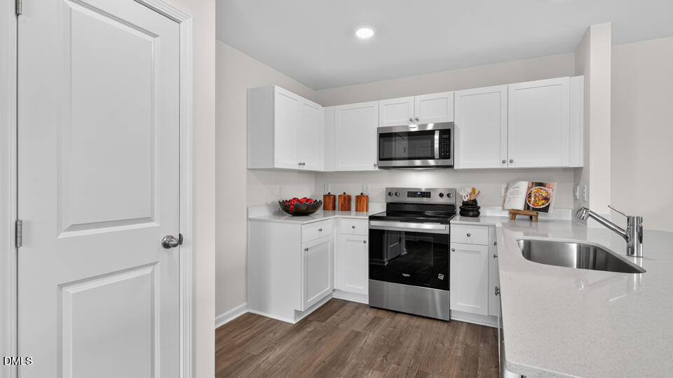 7015 Dolmen Drive Property Photo 6