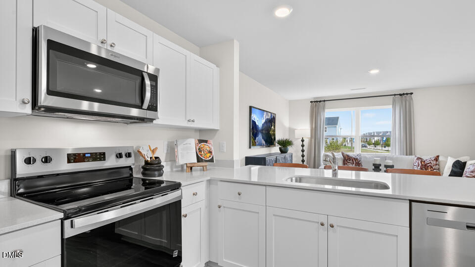 7015 Dolmen Drive Property Photo 7