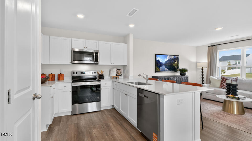 7015 Dolmen Drive Property Photo 8