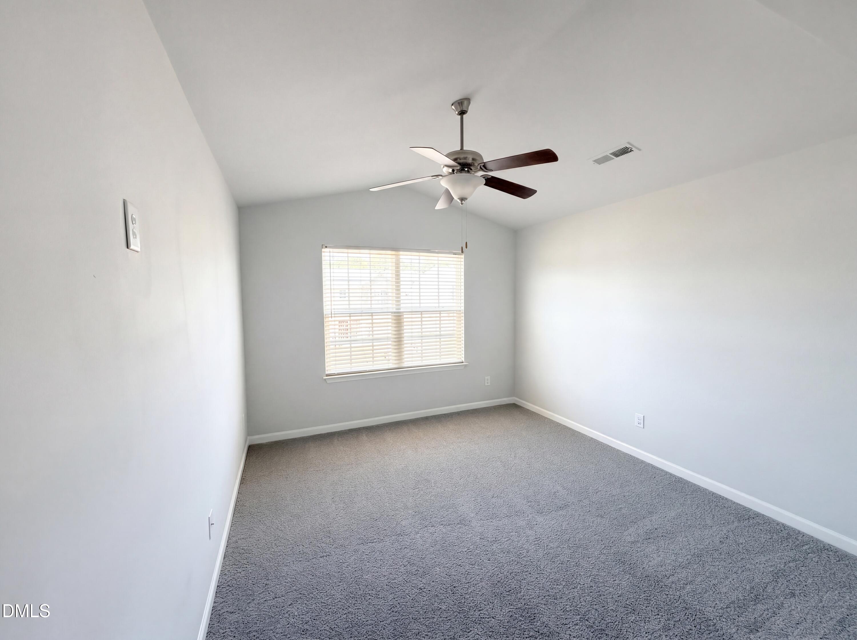 4716 Queen Pierrette Street Property Photo 4