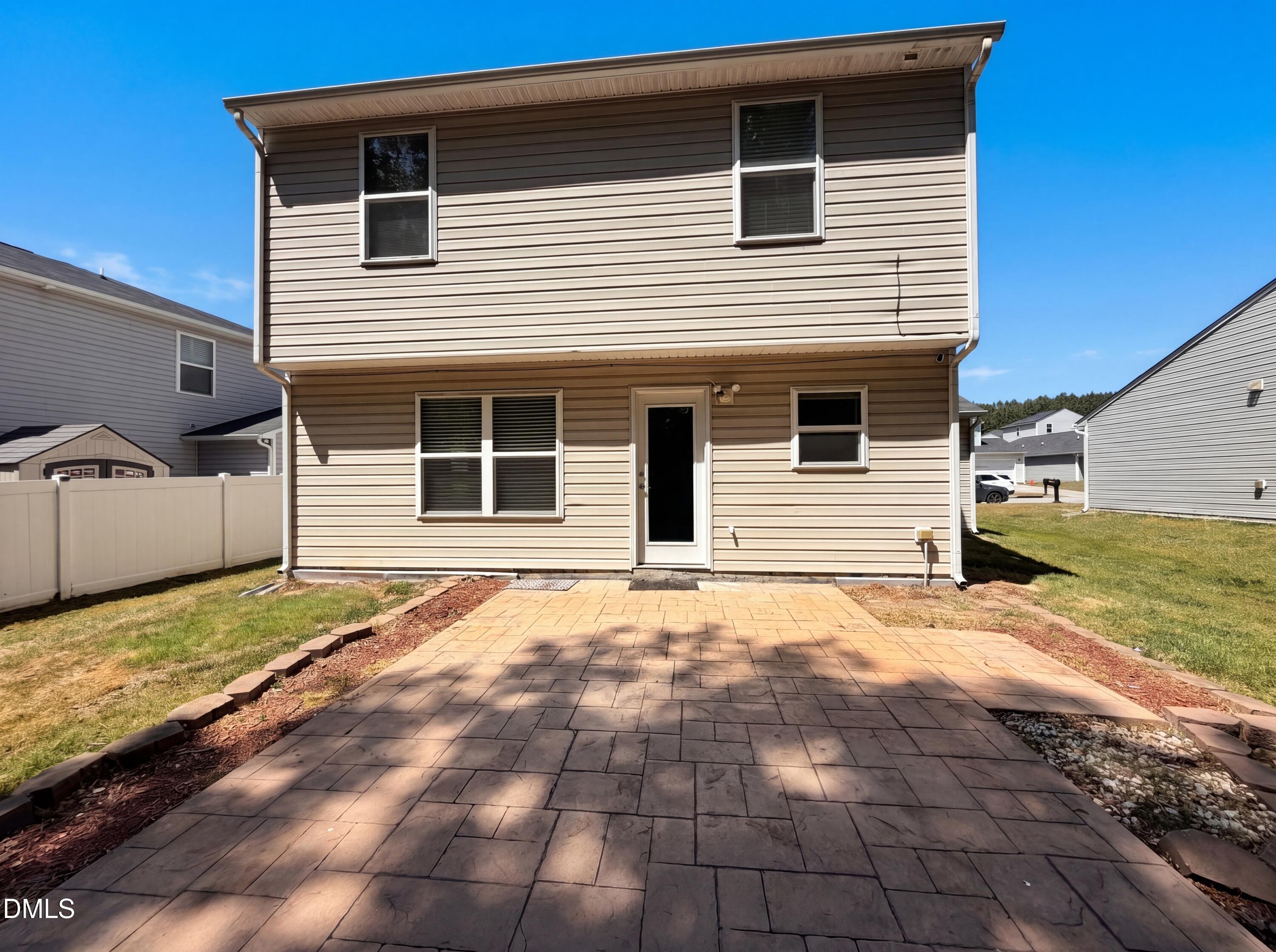 4716 Queen Pierrette Street Property Photo 5