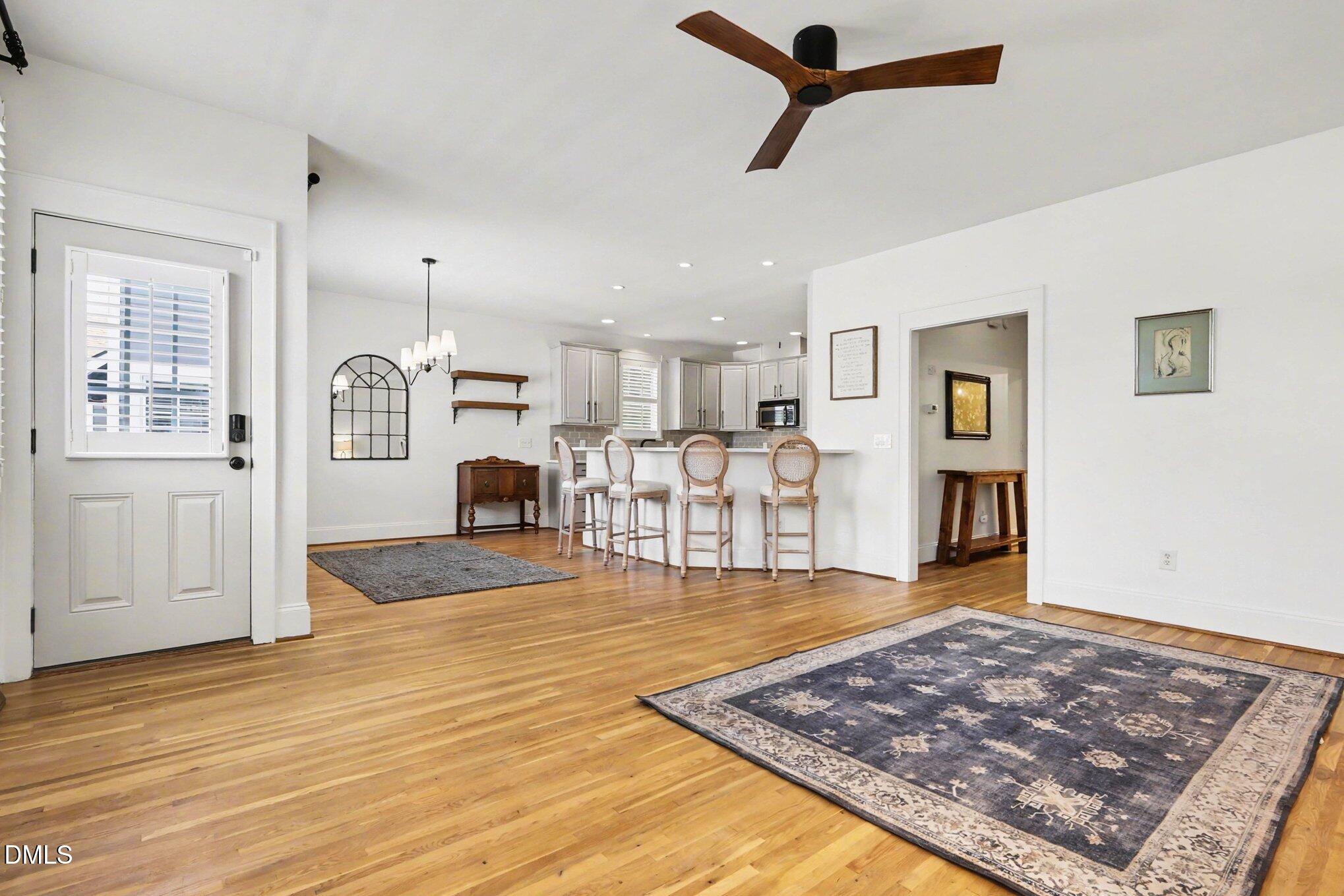 3426 Falls River Avenue Property Photo 6