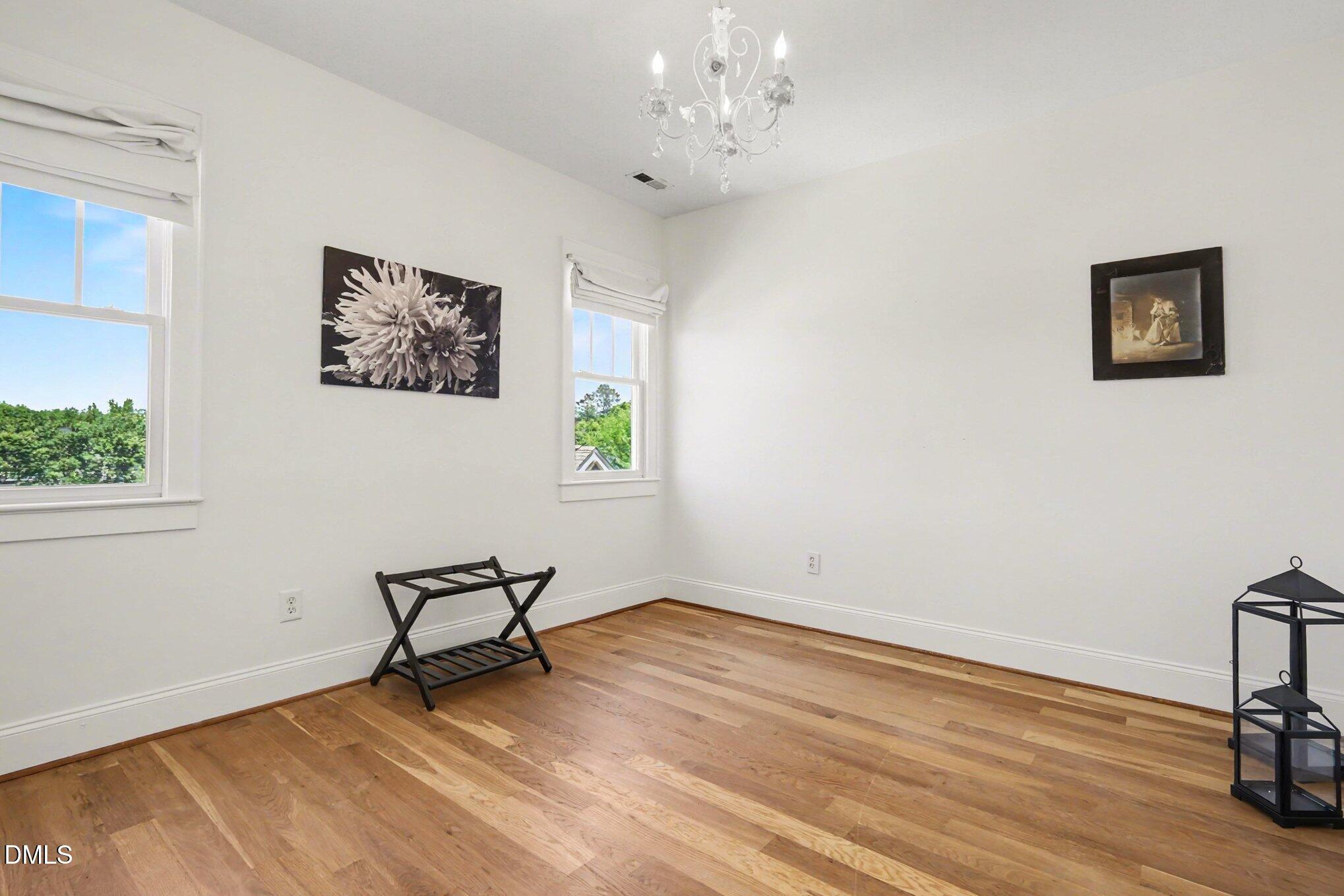 3426 Falls River Avenue Property Photo 16