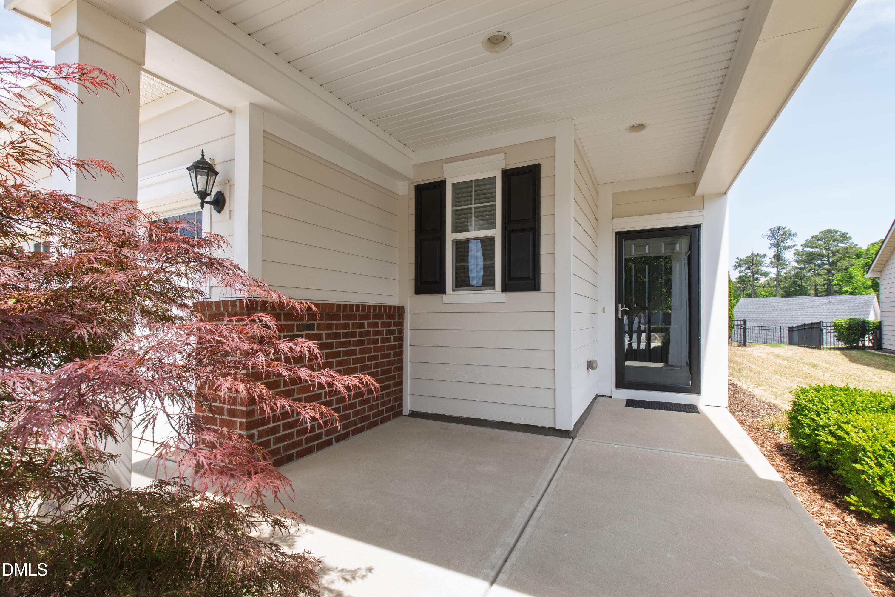 1031 Cuthbert Lane Property Photo 5