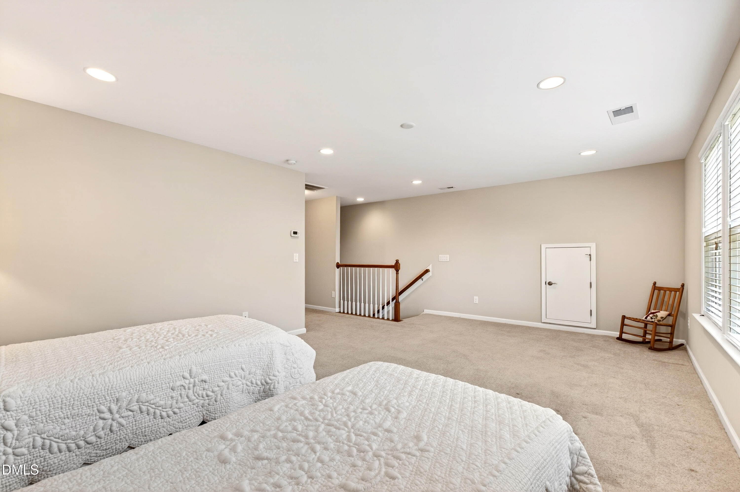 1031 Cuthbert Lane Property Photo 31