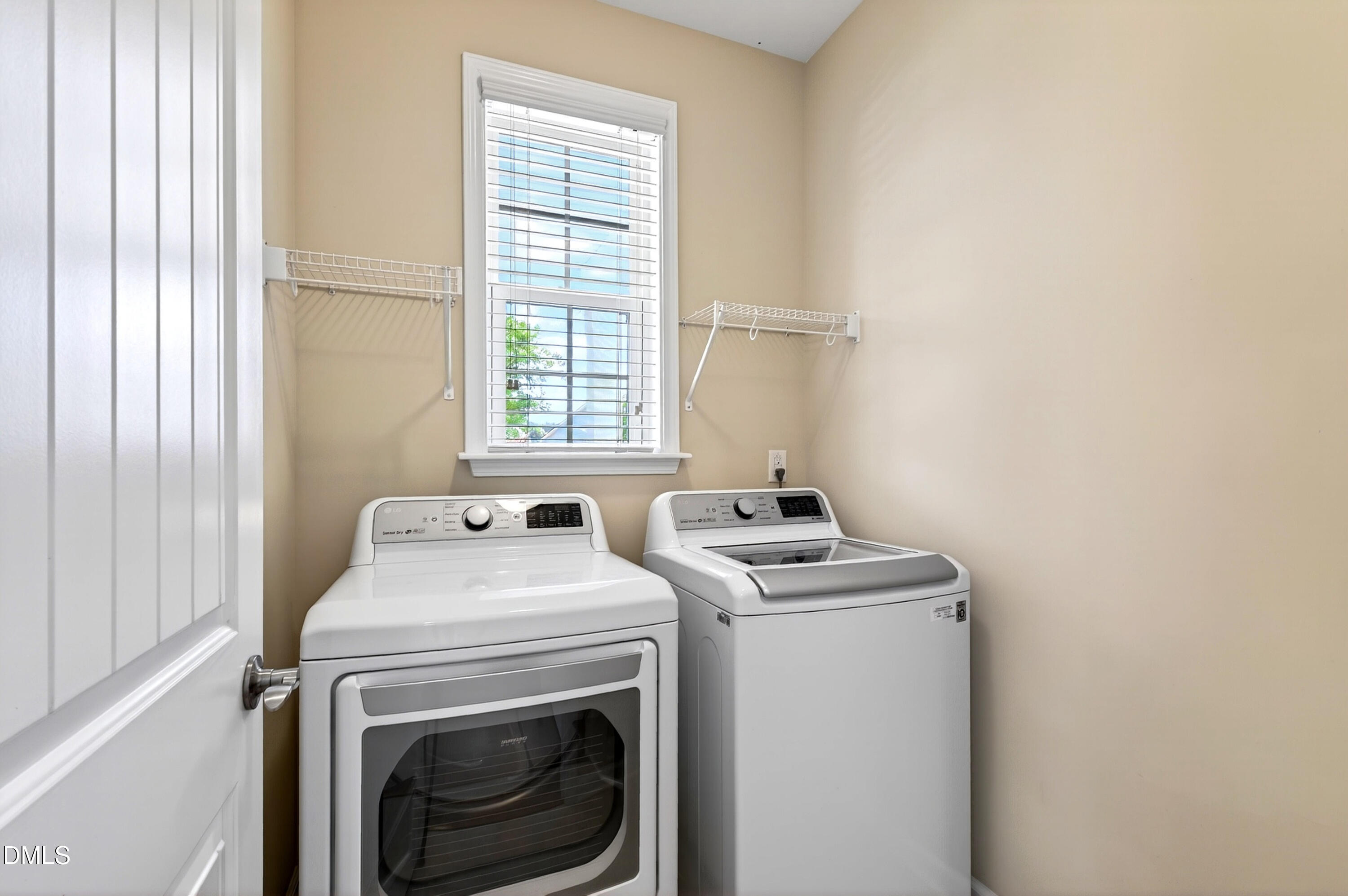 1031 Cuthbert Lane Property Photo 39