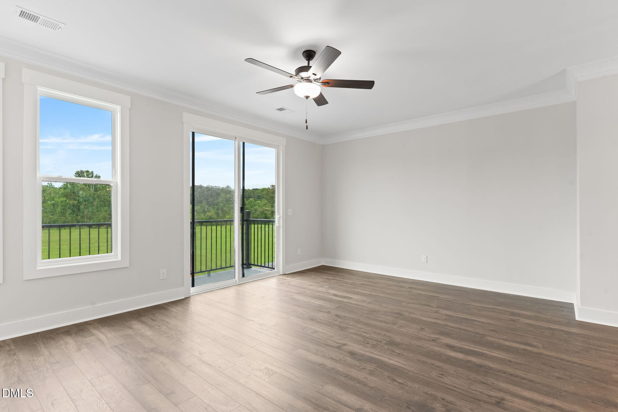 792 Ballyneal Alley Property Photo 5