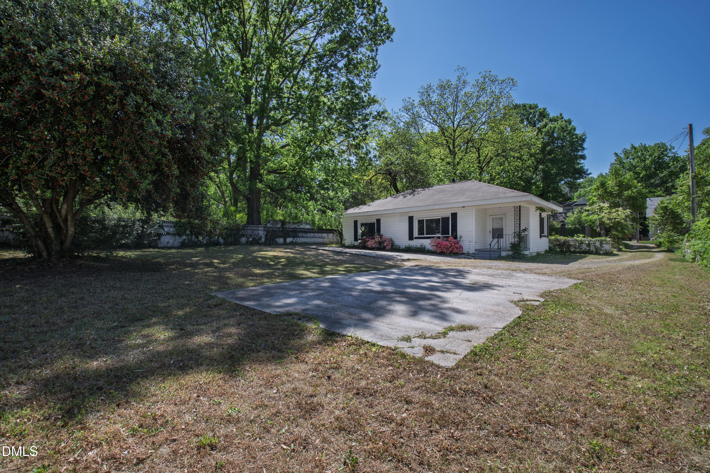 2618 Bedford Avenue Property Photo 1