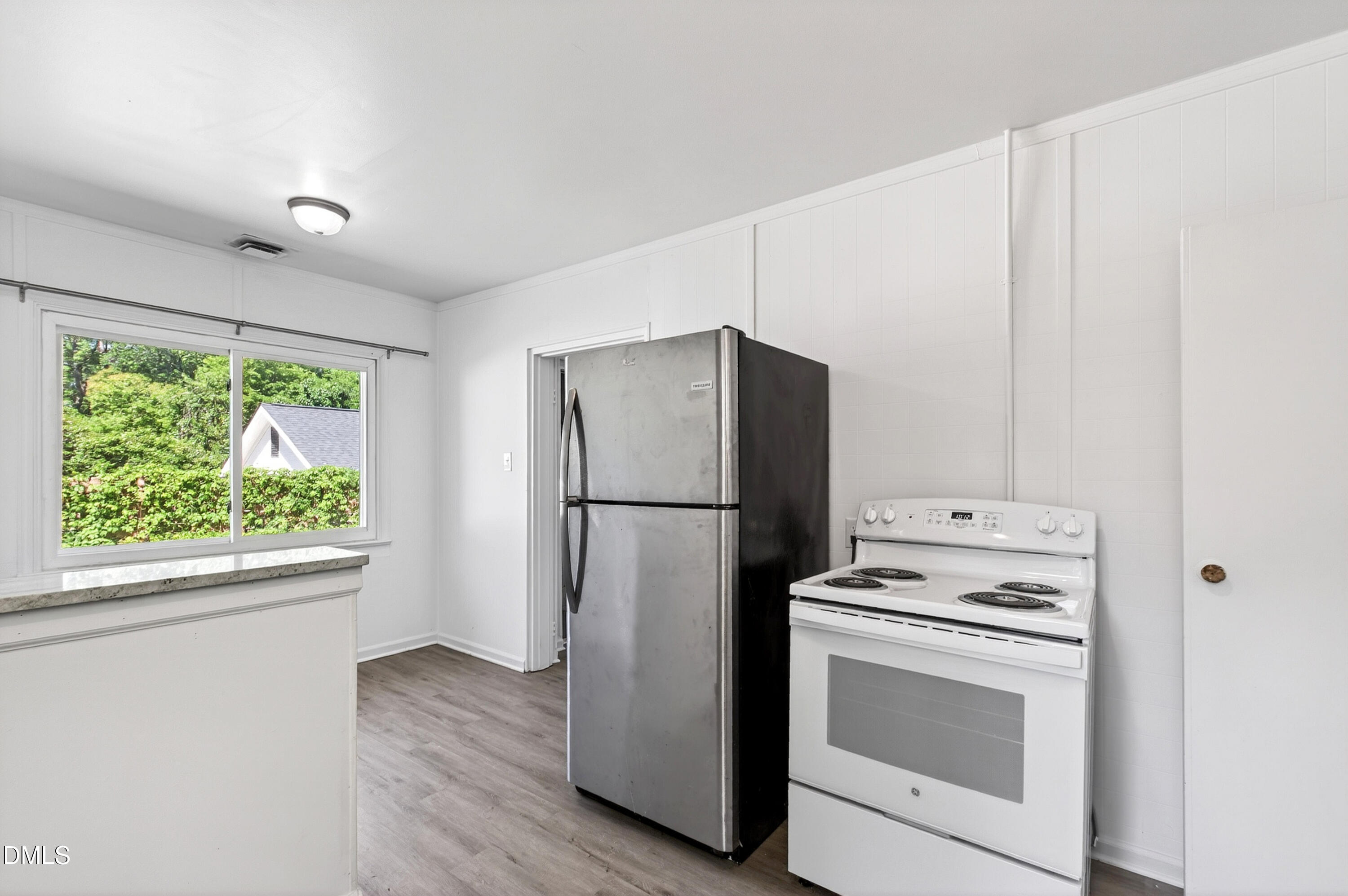 2618 Bedford Avenue Property Photo 7