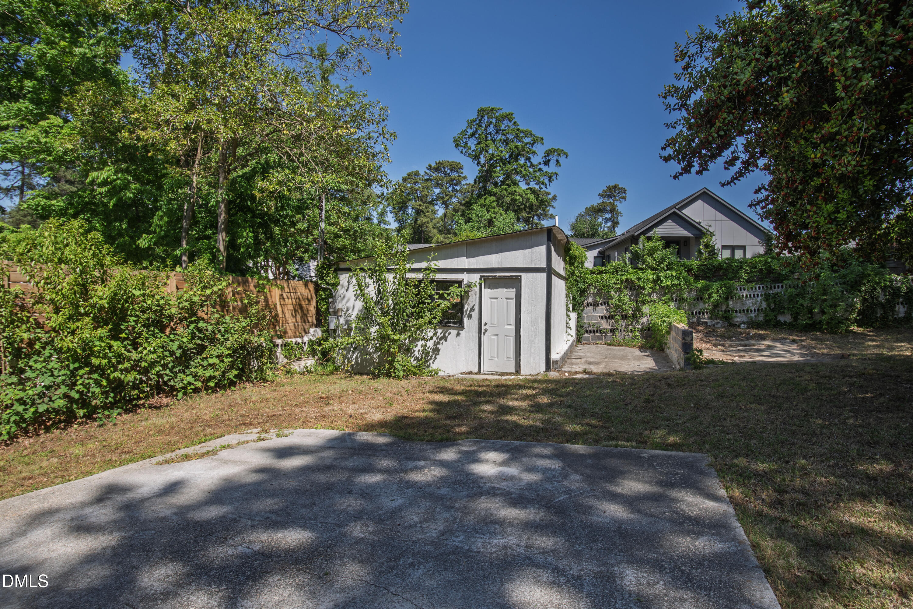 2618 Bedford Avenue Property Photo 23