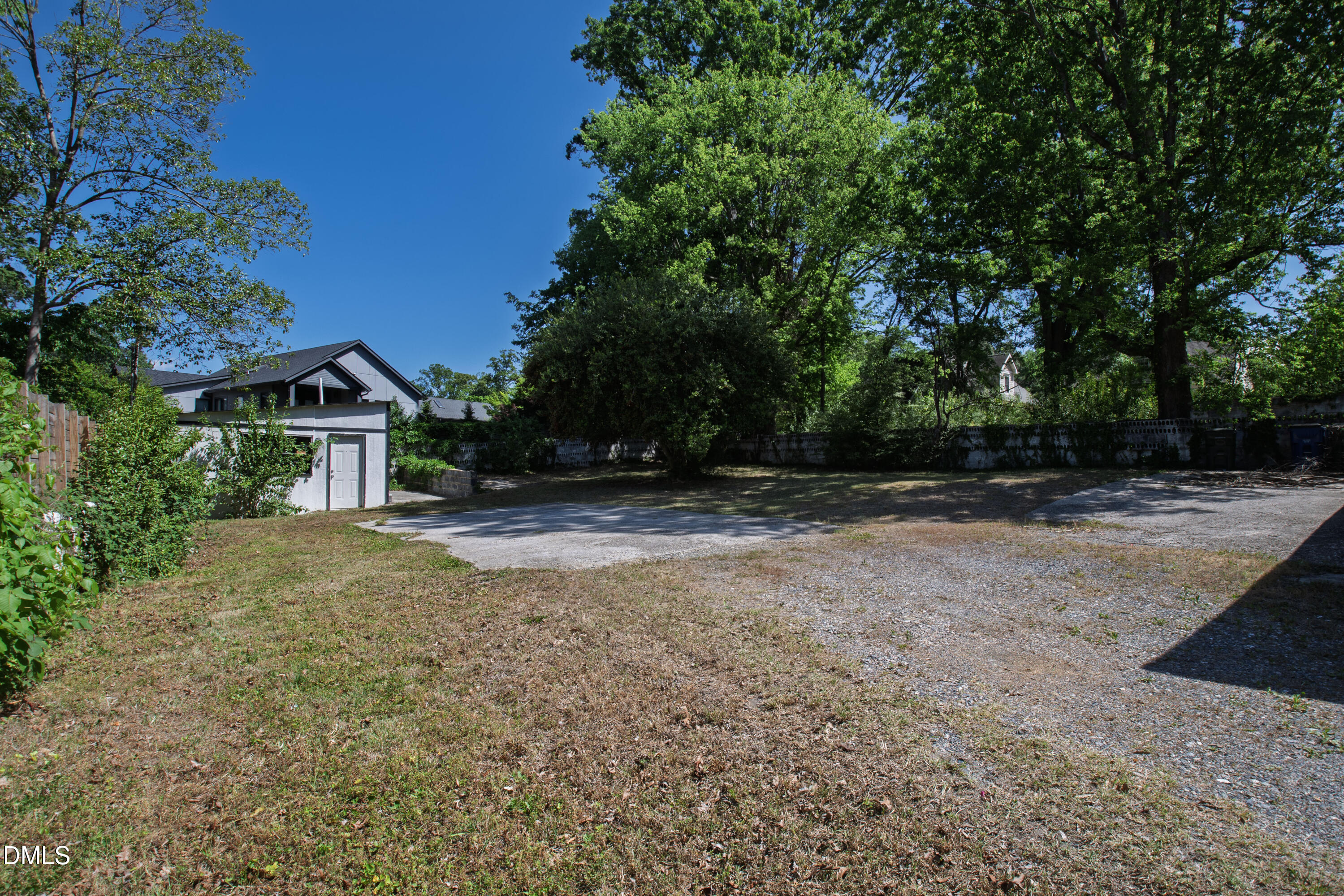 2618 Bedford Avenue Property Photo 24
