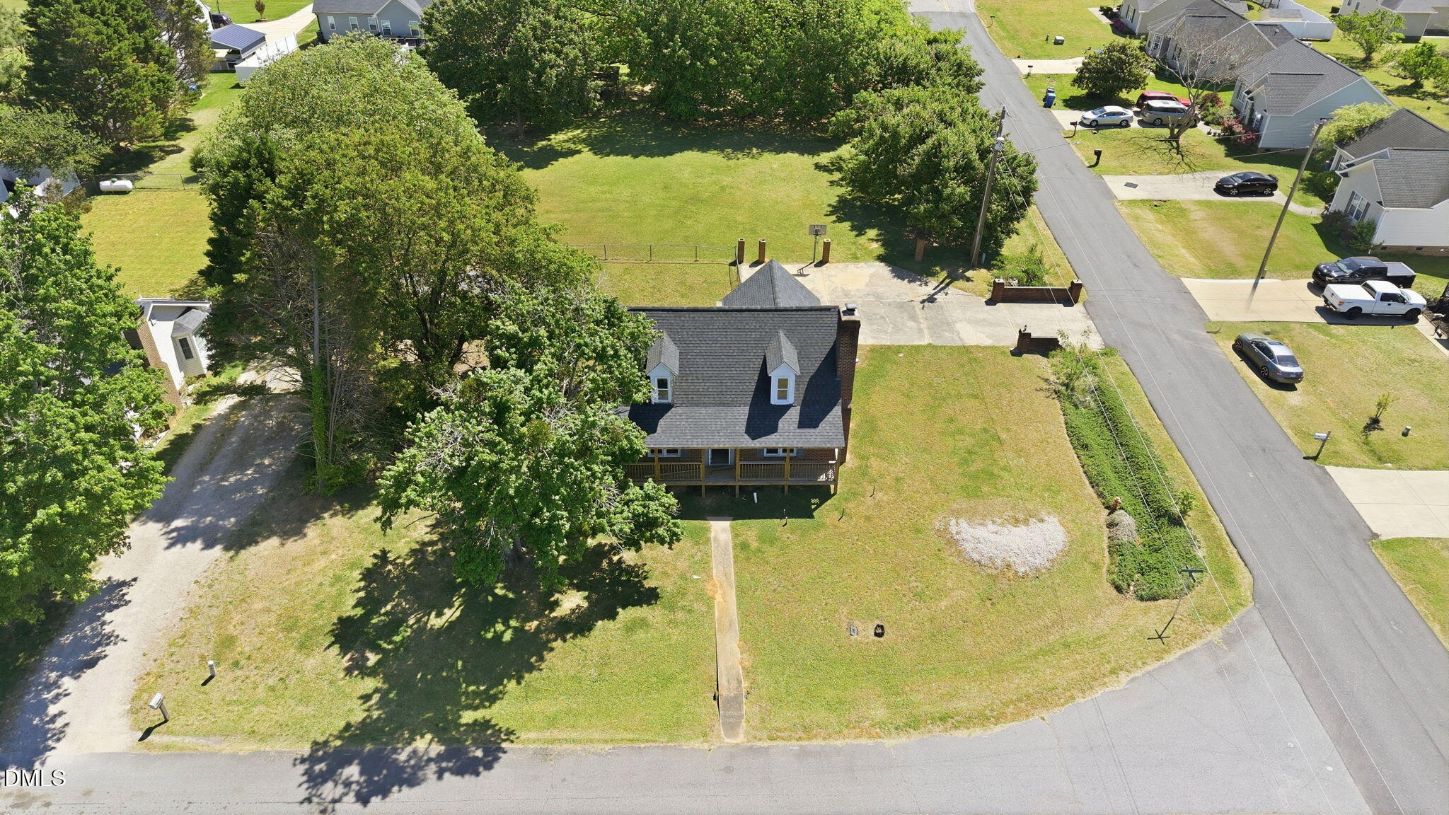 9433 Colonial Drive Property Photo 12
