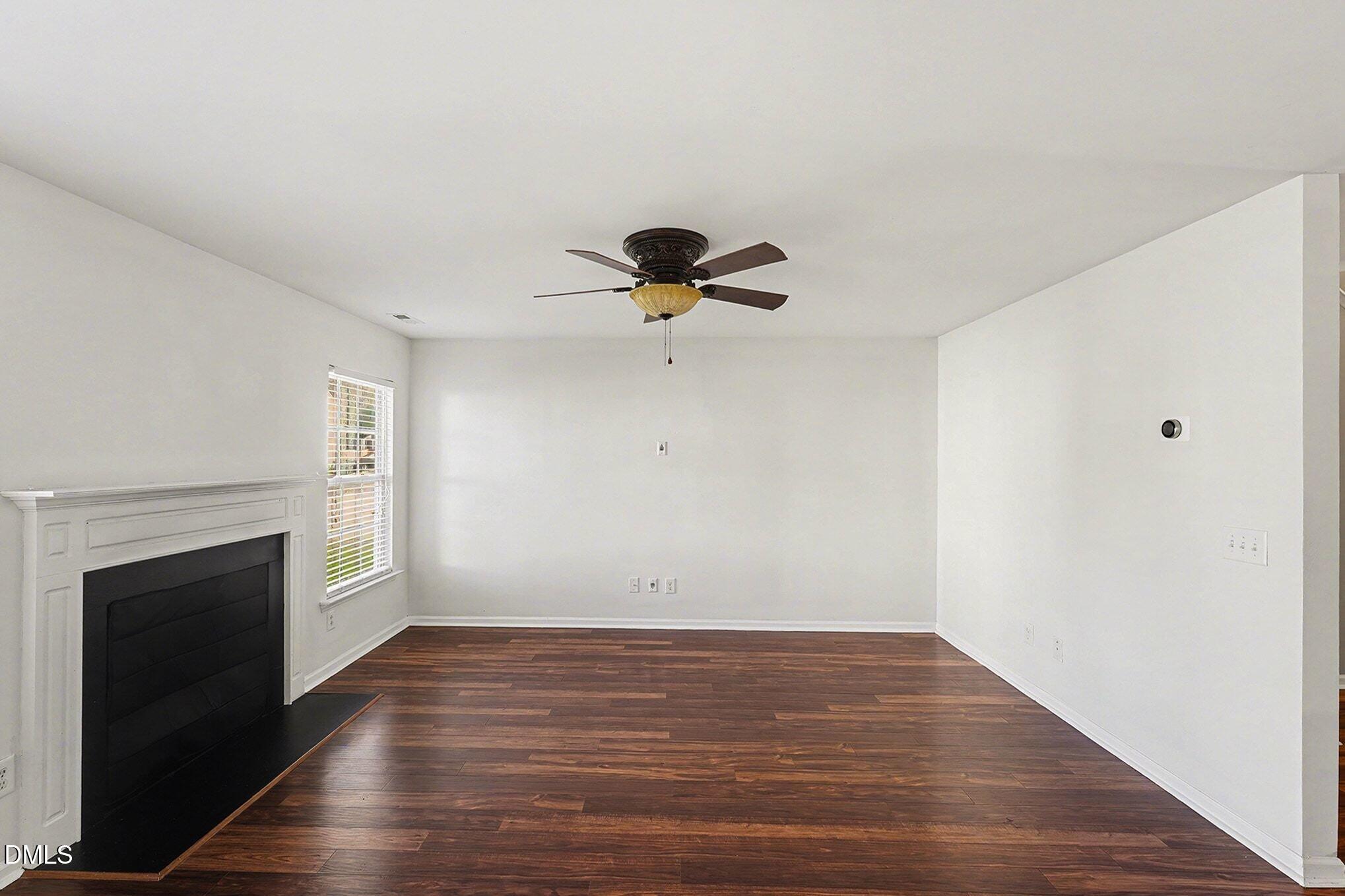 2547 Crescent Forest Drive Property Photo 4