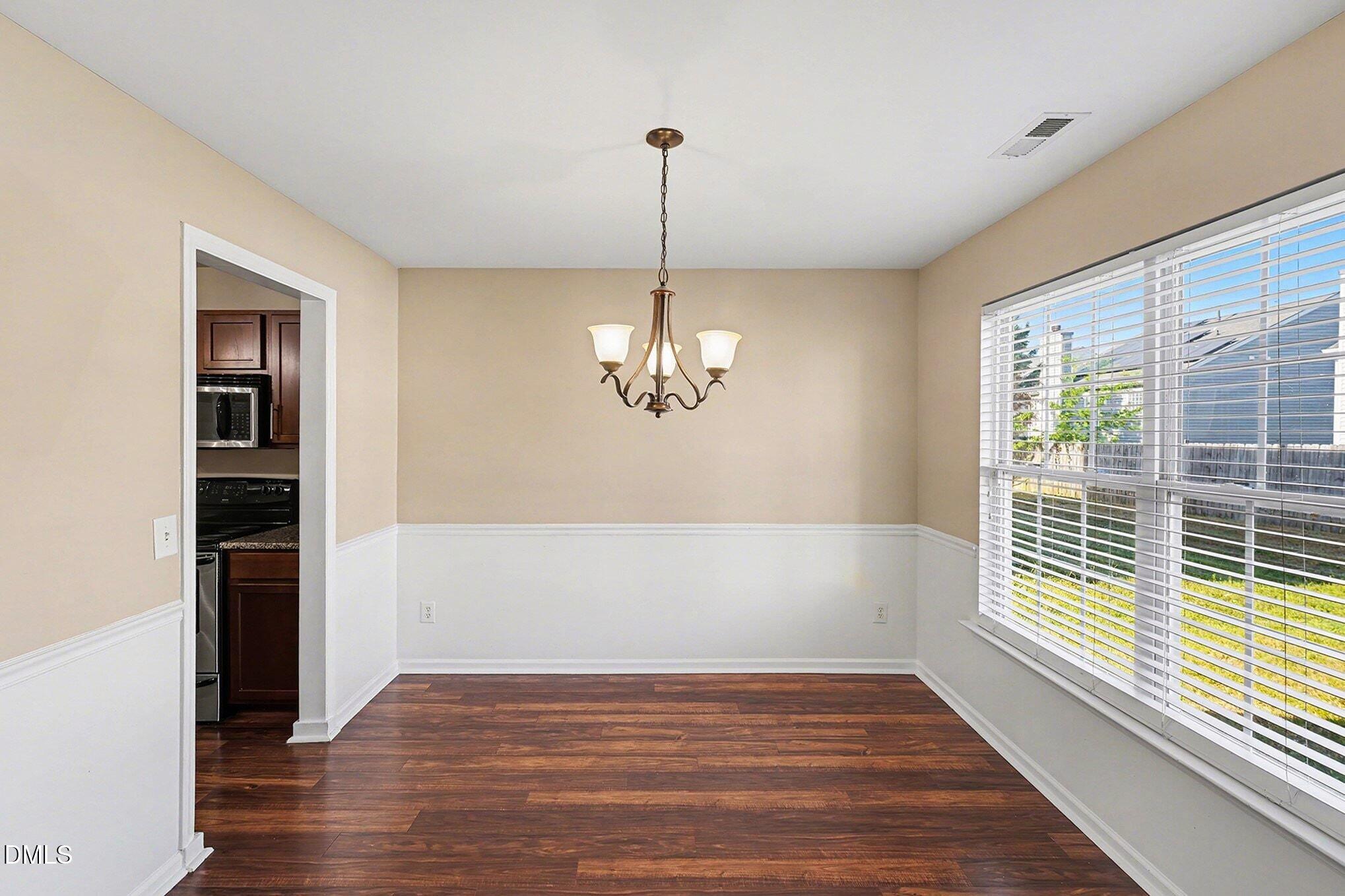 2547 Crescent Forest Drive Property Photo 14