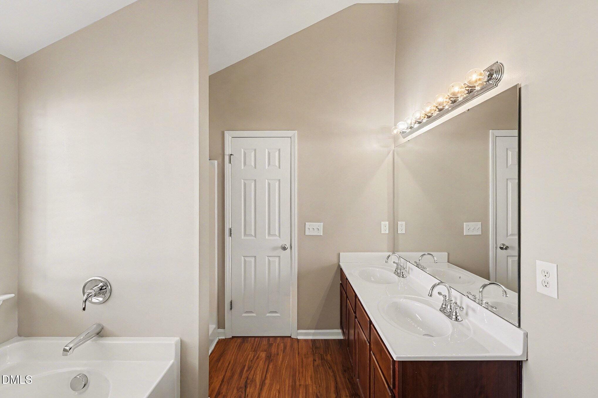 2547 Crescent Forest Drive Property Photo 32