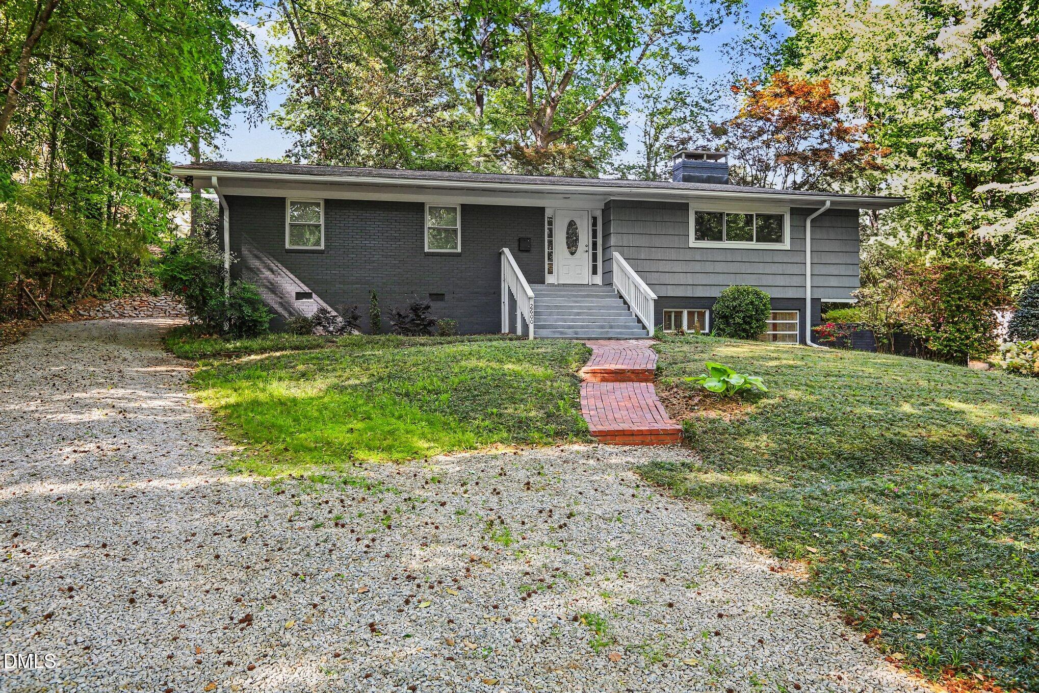2600 Wade Avenue Property Photo 2