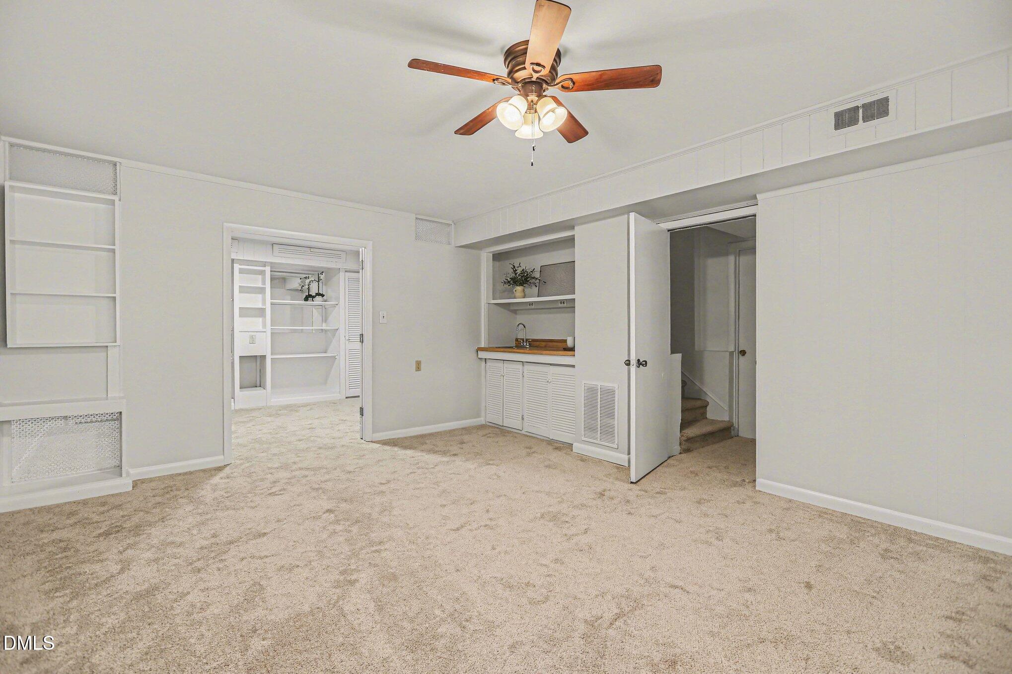 2600 Wade Avenue Property Photo 15