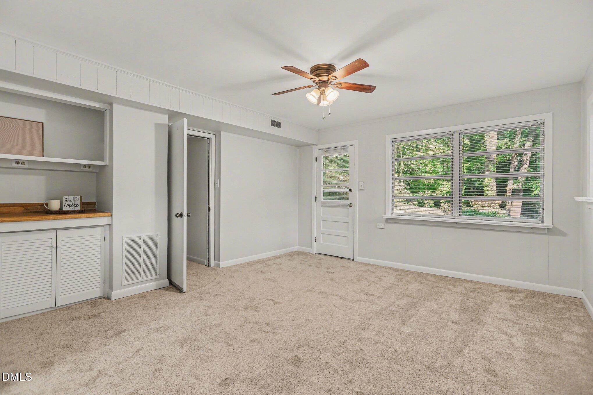 2600 Wade Avenue Property Photo 16