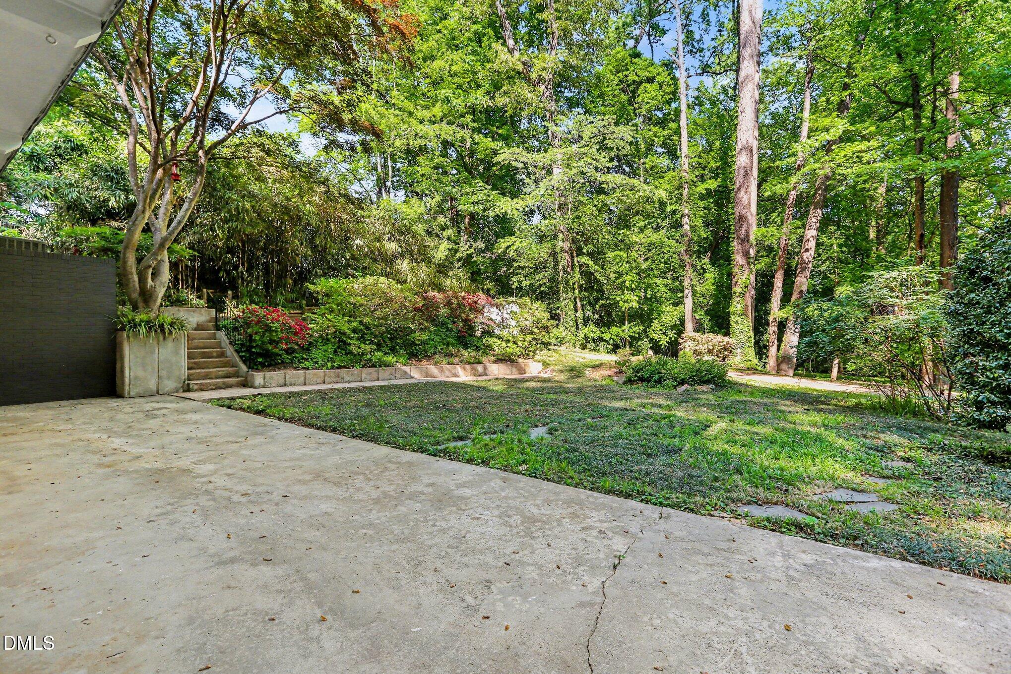 2600 Wade Avenue Property Photo 23