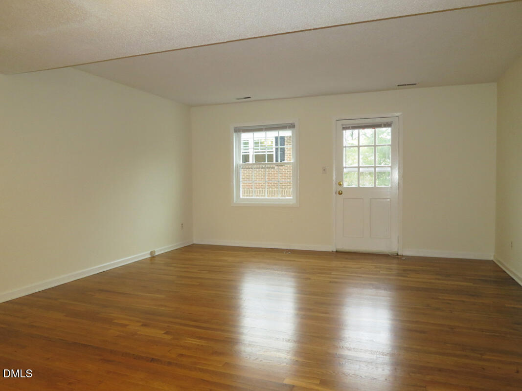 400 Davie Road 8 Property Photo 2