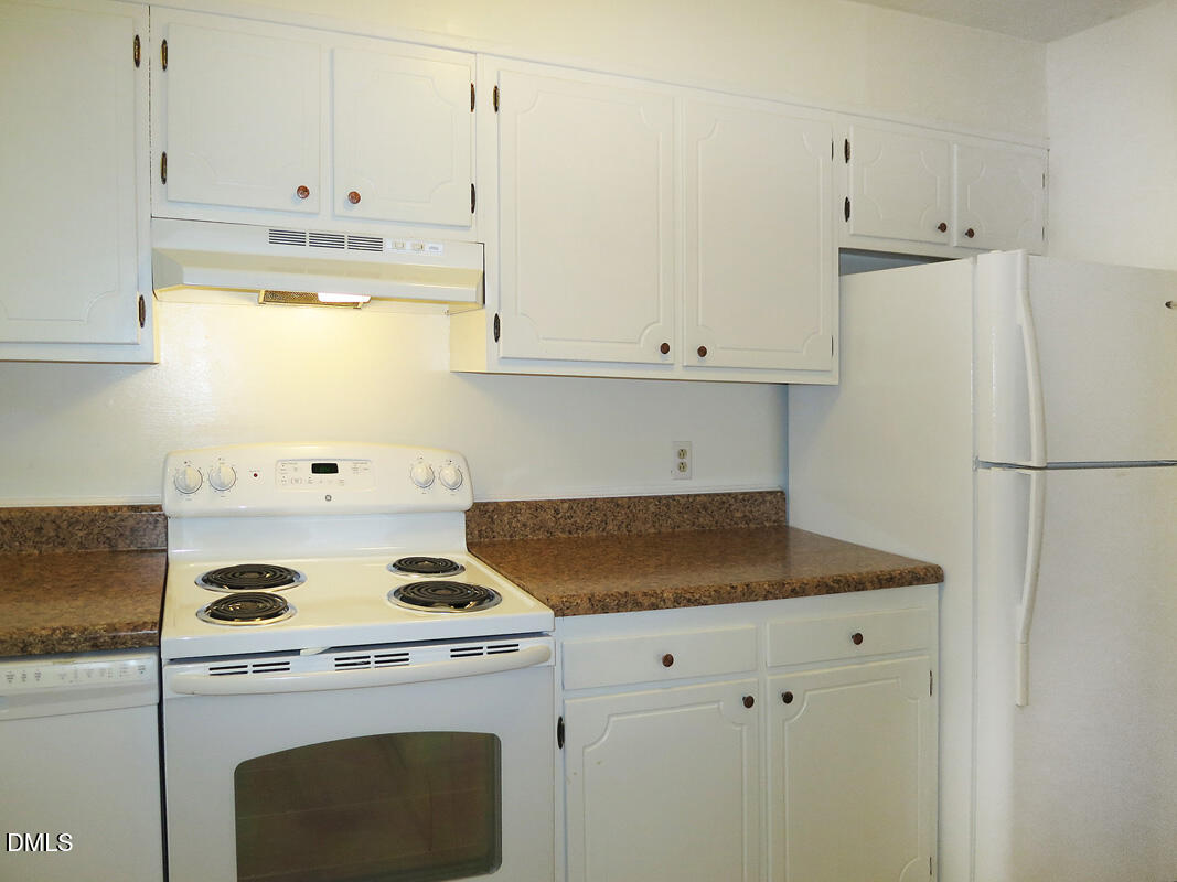 400 Davie Road 8 Property Photo 7