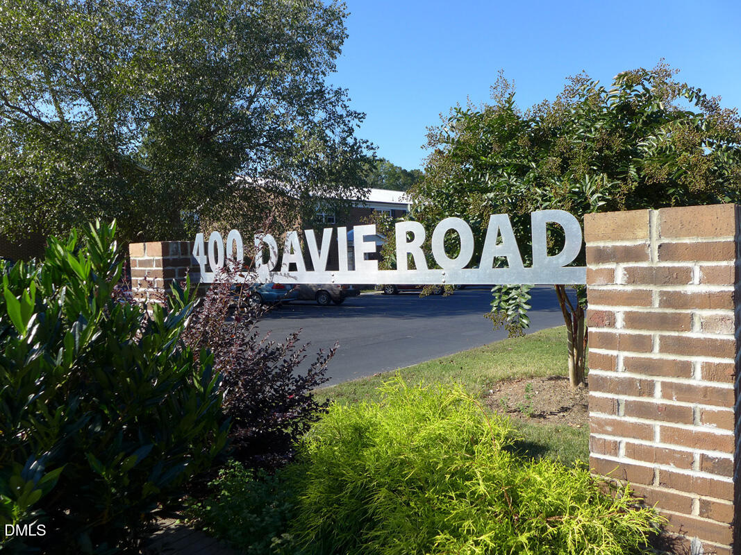 400 Davie Road 8 Property Photo 16