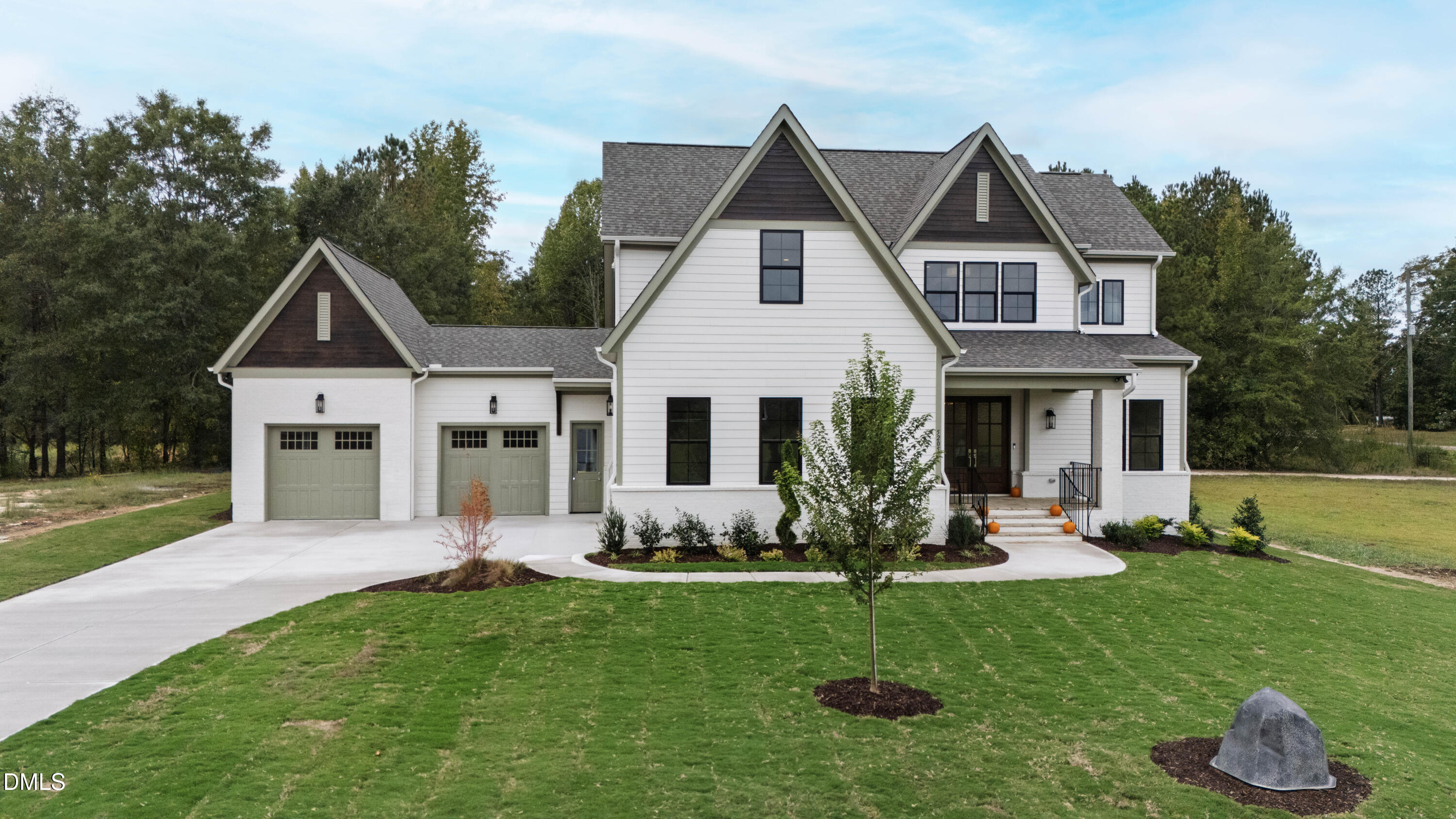 5205 Harmony Grove Lane Property Photo 1