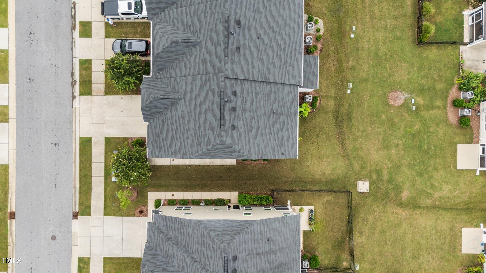 842 Salem Pointe Place Property Photo 40