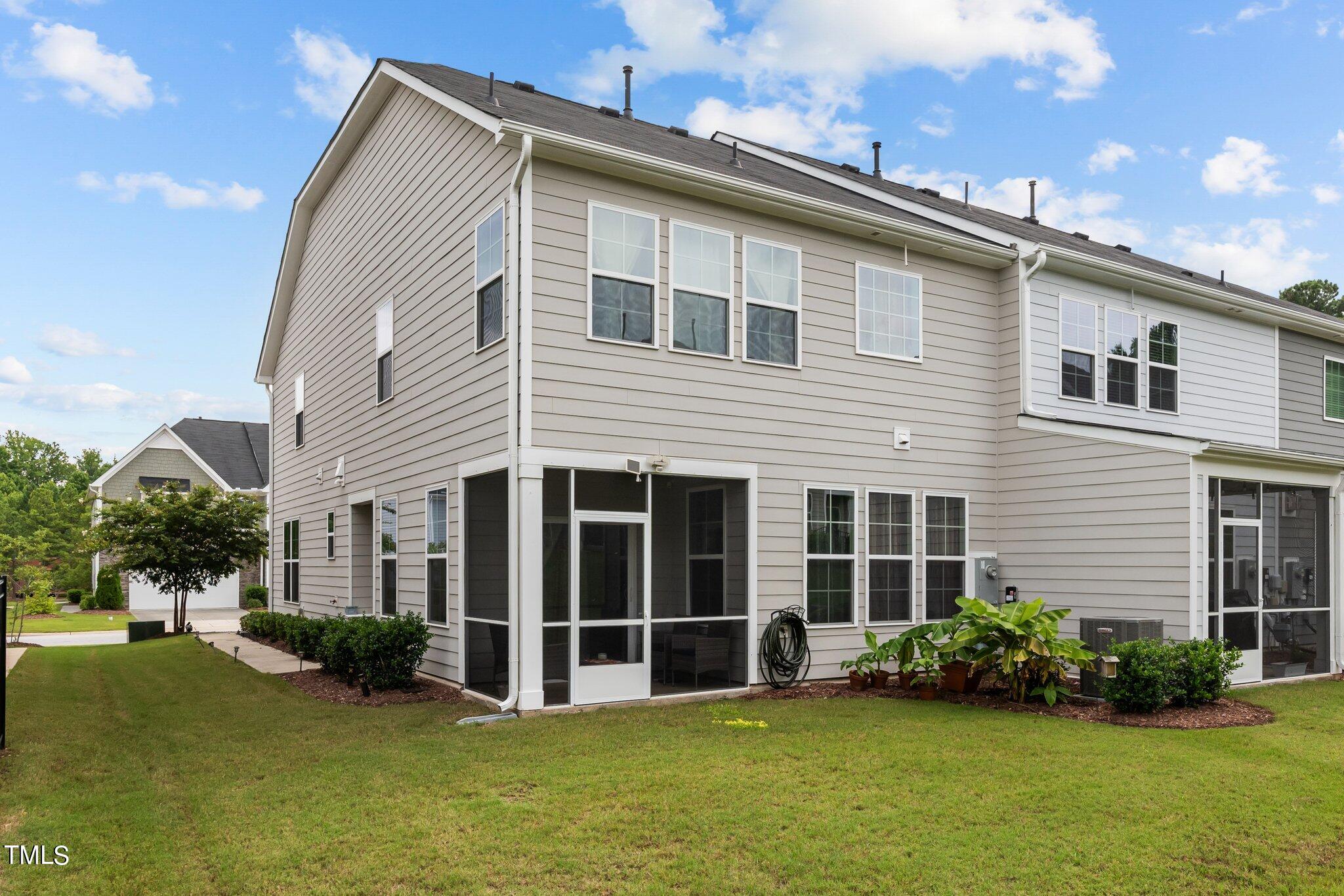 842 Salem Pointe Place Property Photo 42