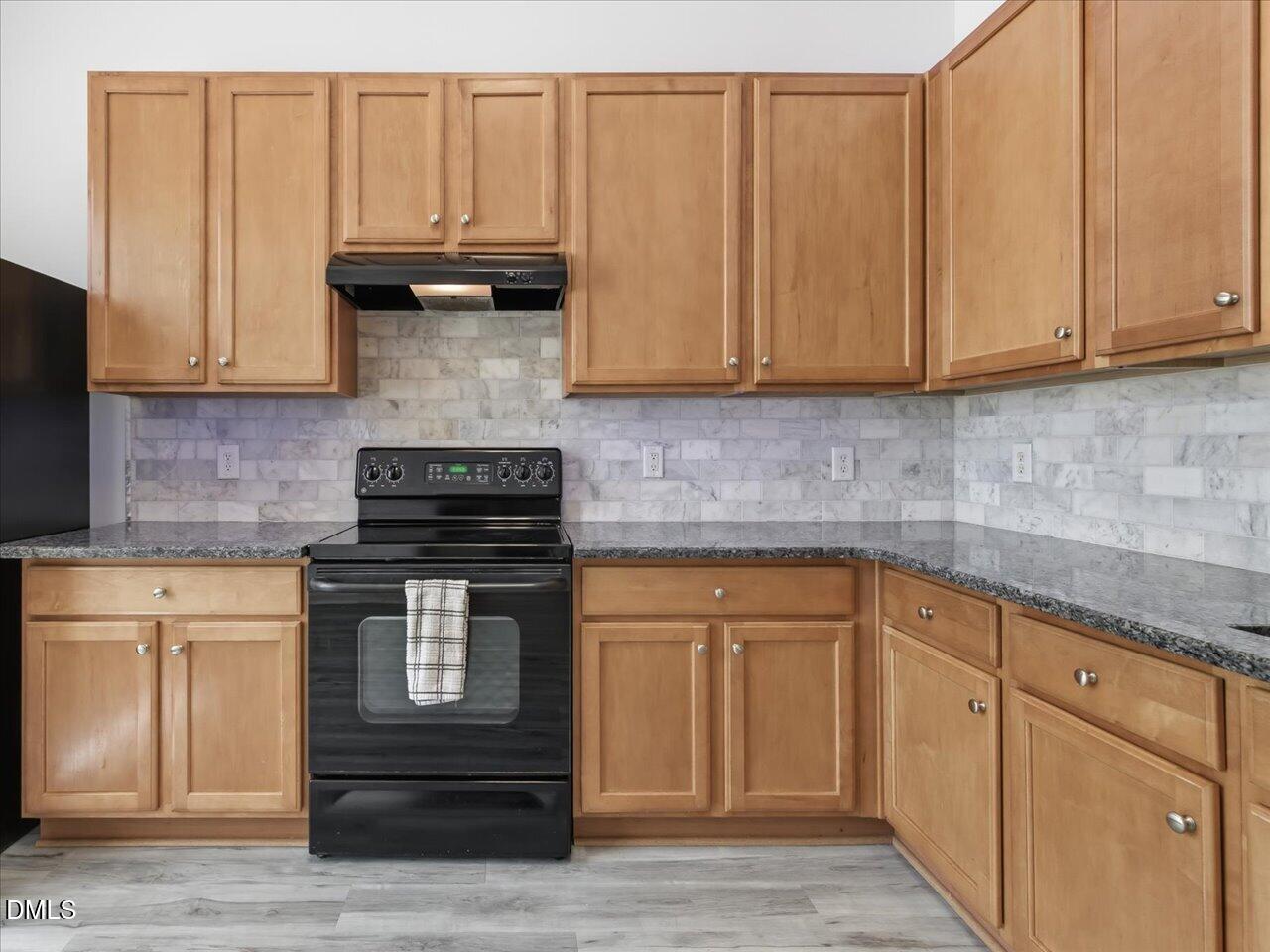 5309 Neuse Forest Road Property Photo 8