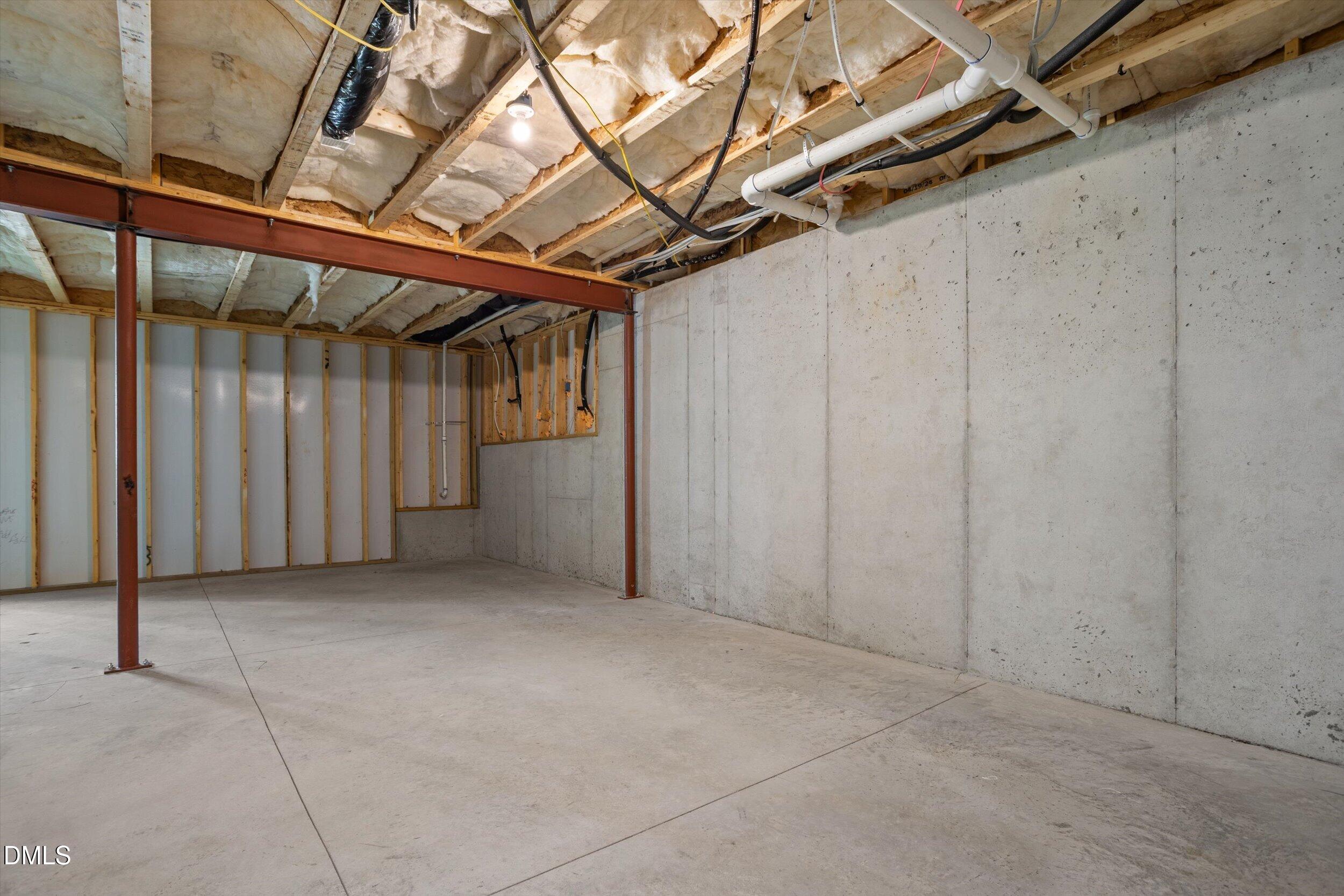 82 Ogden Circle Property Photo 49