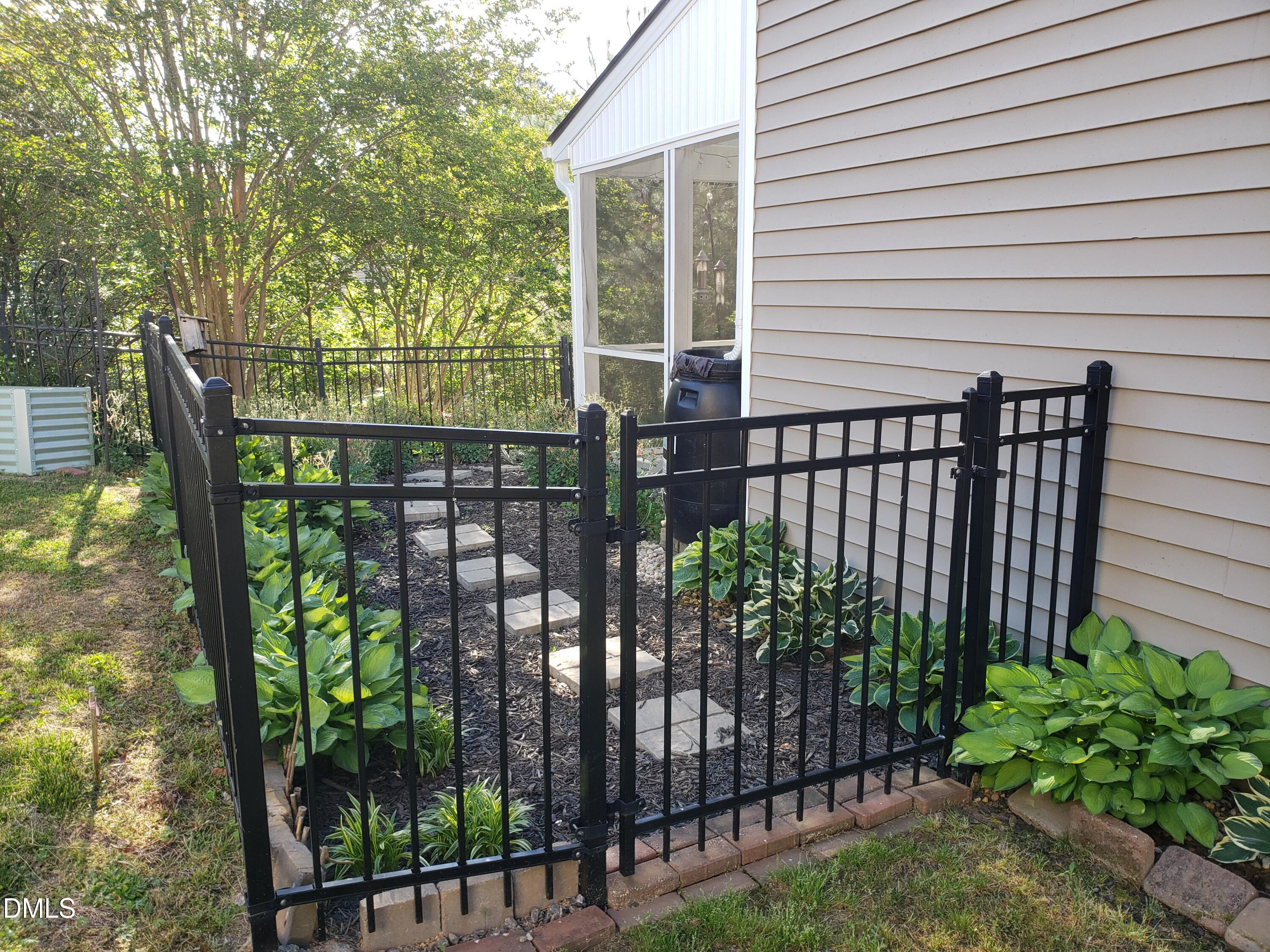 1615 Cultivar Lane Property Photo 4